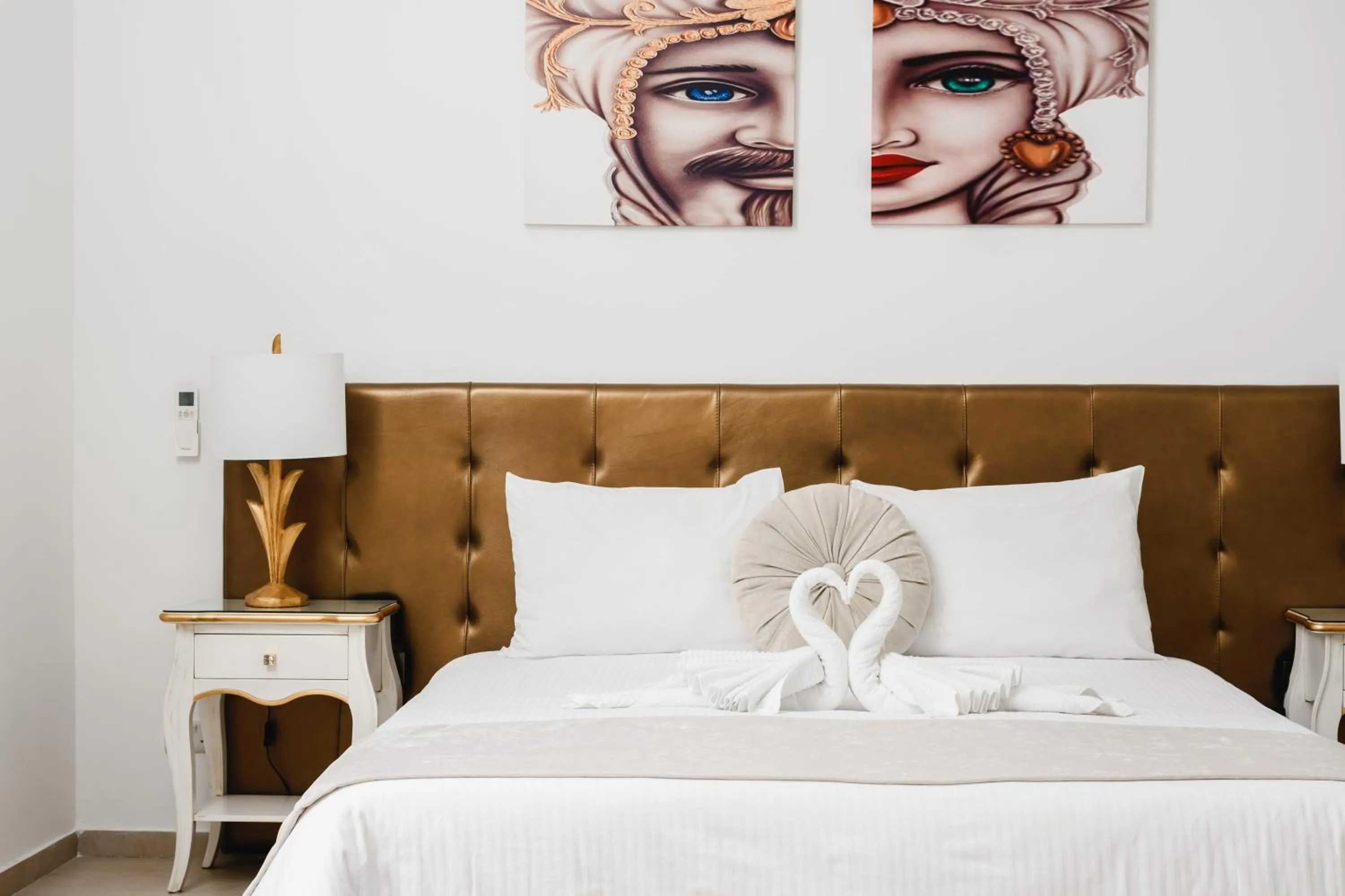 Bed in Giorgio Boutique Hotel