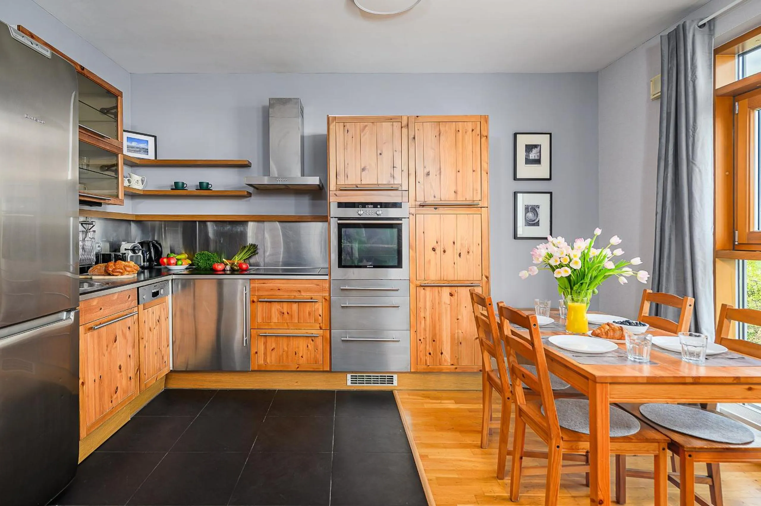 Kitchen or kitchenette in Slominskiego 7 P&O Apartments