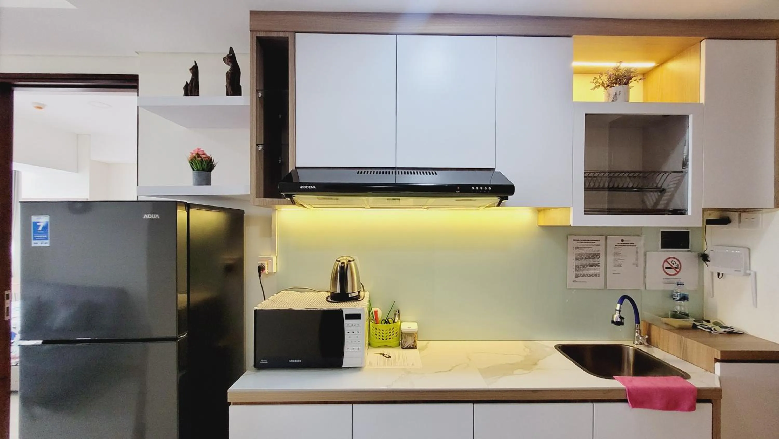 Coffee/tea facilities in Palam Mansion at Meisterstadt Pollux Habibie Apartment