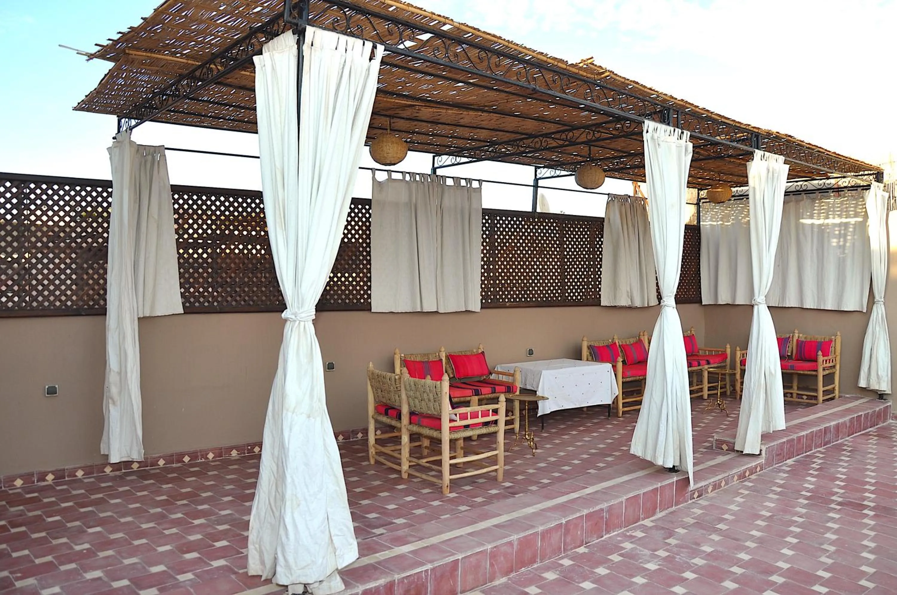 Patio in Dar Aouinti