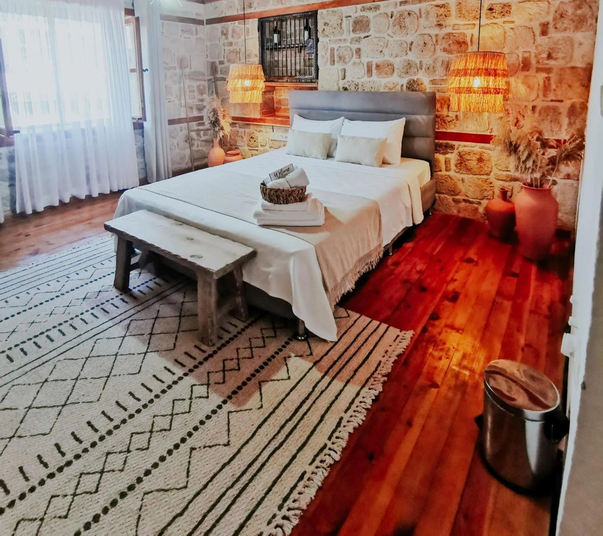 Goodman Hotel & Bistro