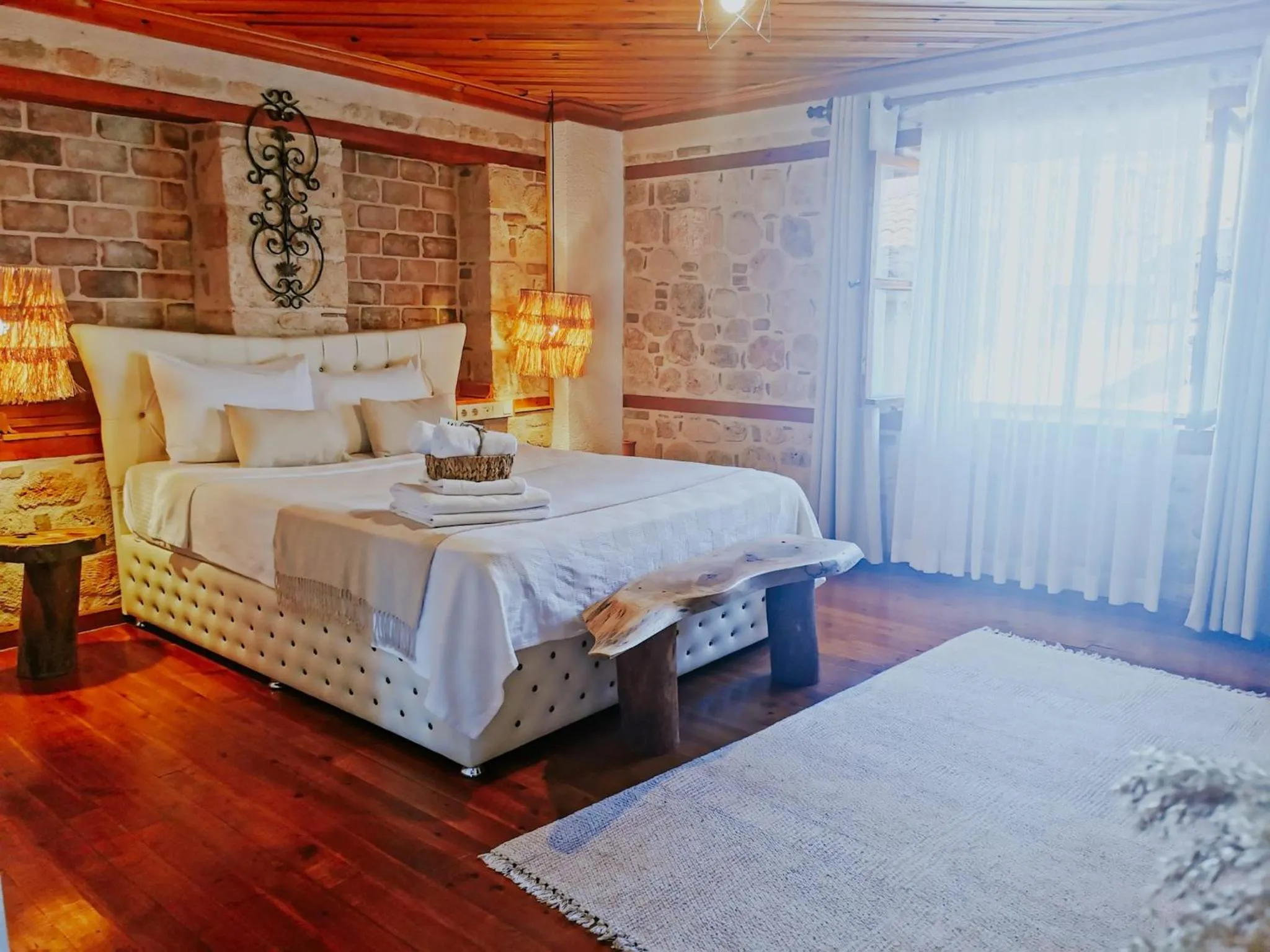 Goodman Hotel & Bistro