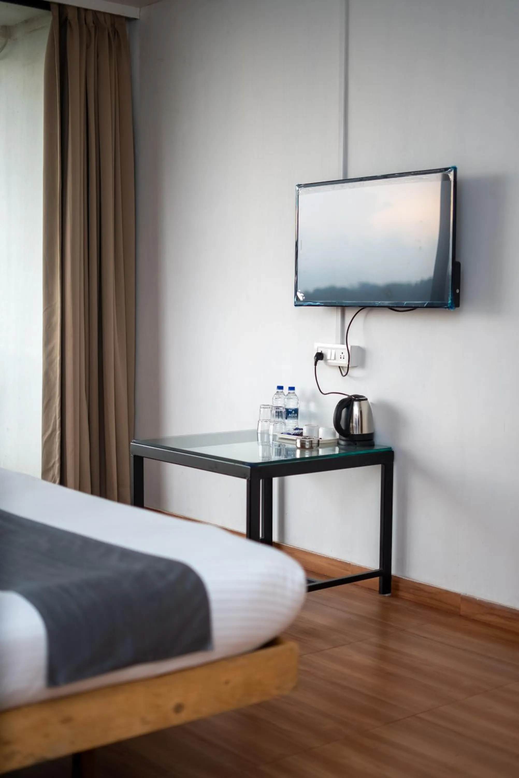 TV and multimedia, Bed in Shvas Island Resort