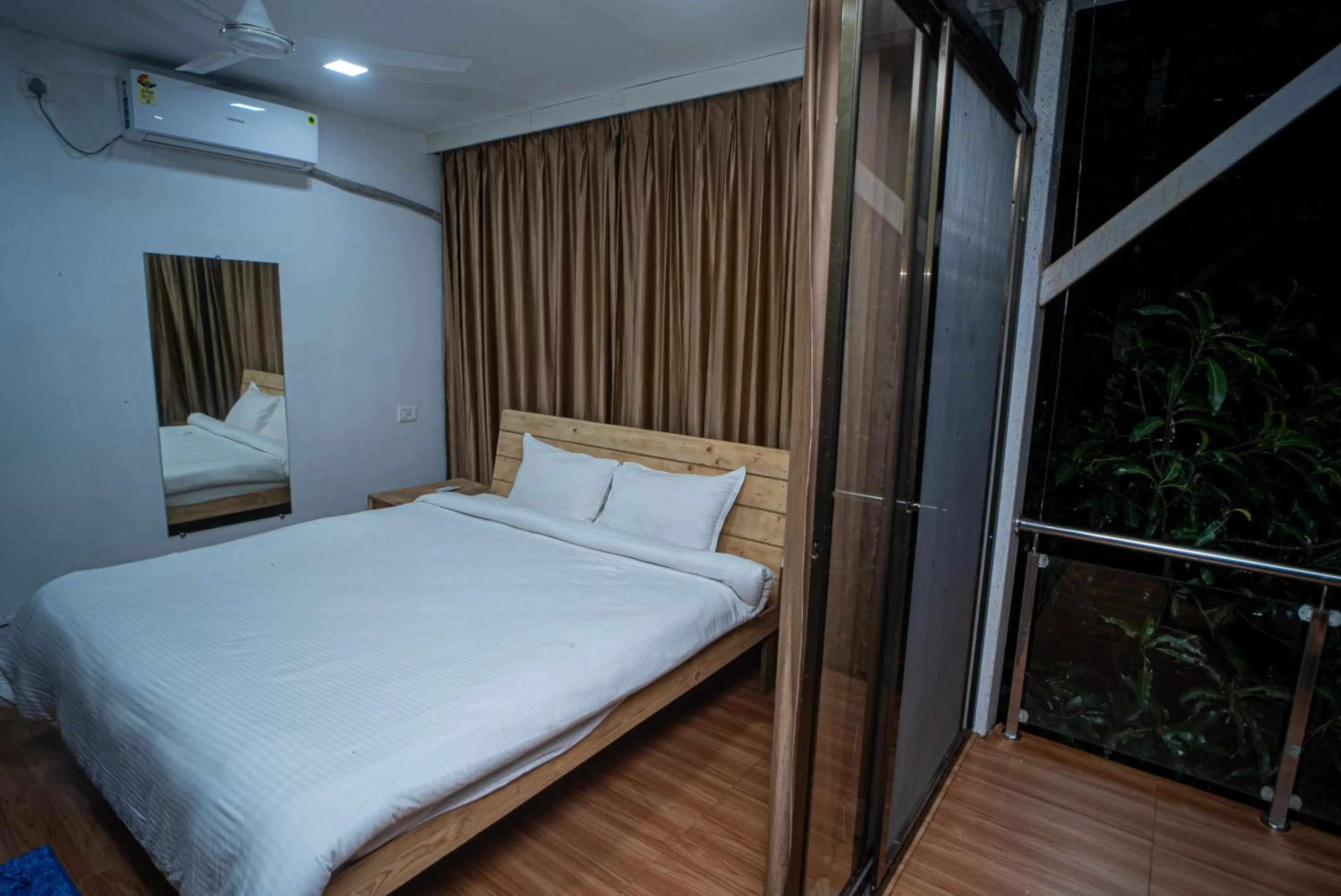 Bed in Shvas Island Resort