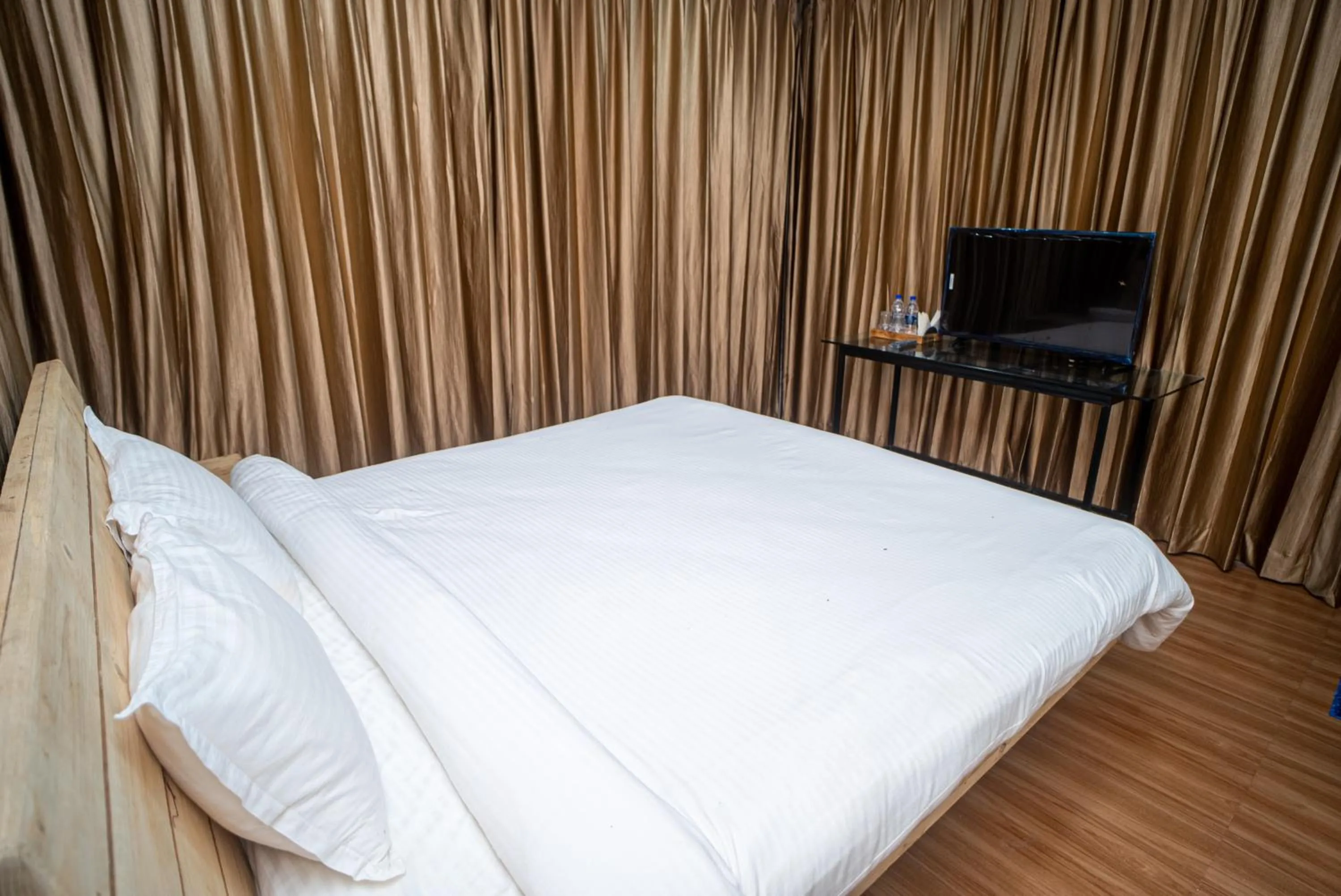 Bed in Shvas Island Resort