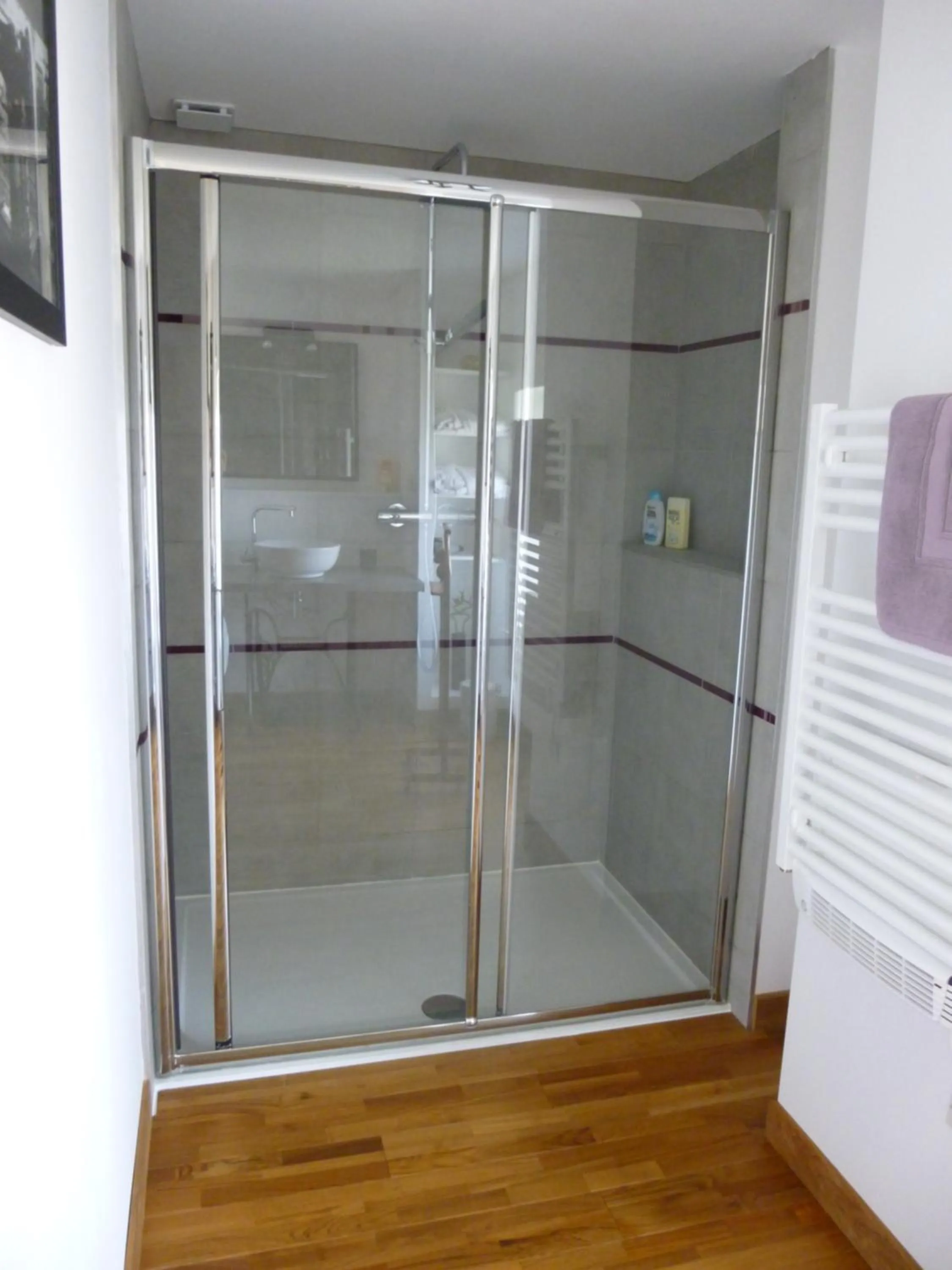 Shower in Monts et Merveilles