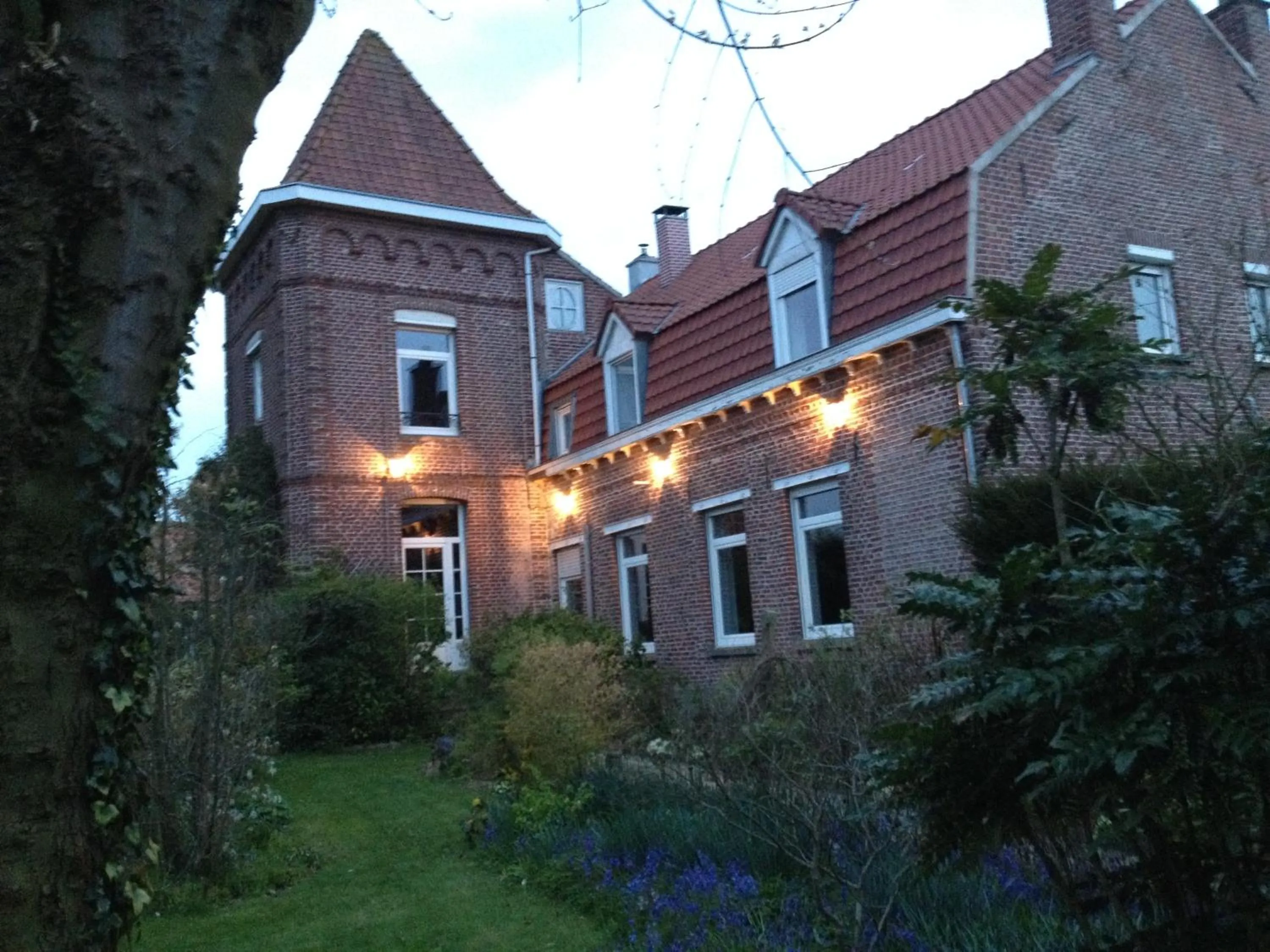 Facade/entrance in Monts et Merveilles