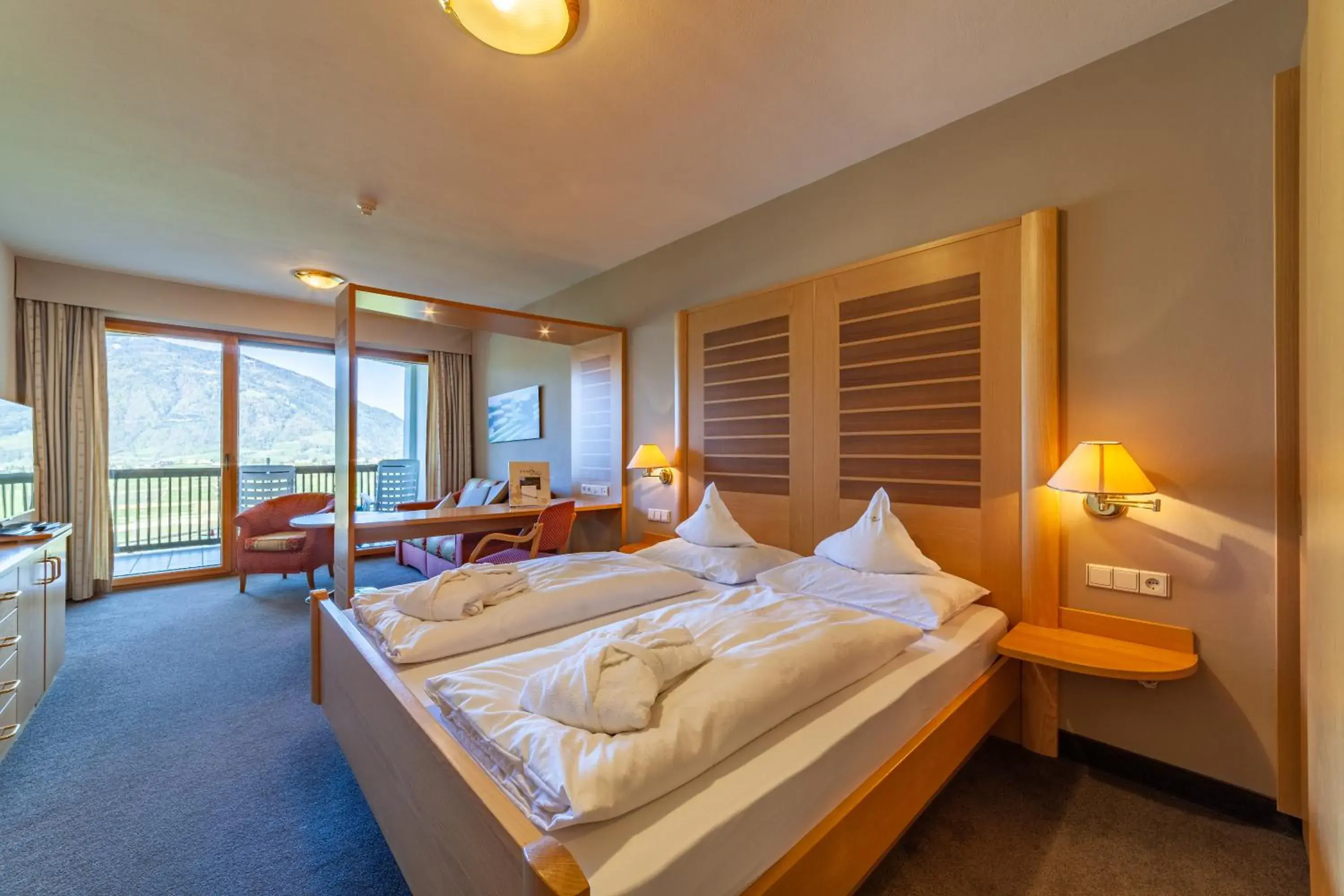 Deluxe Double Room with Balcony in Hotel Tyrol Deluxe Double Room with Balcony in Hotel Tyrol
