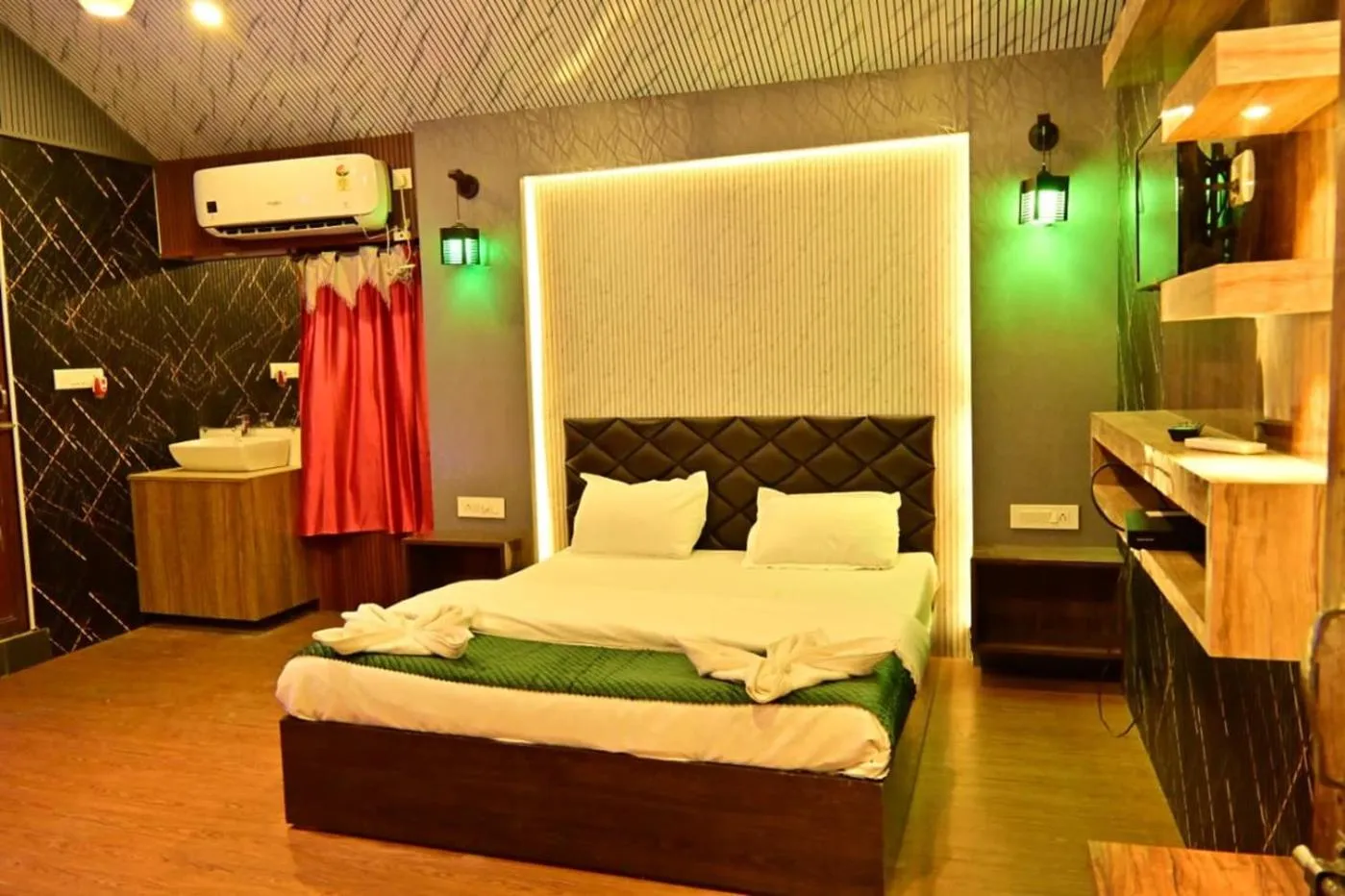 Bed in Hotel Highness Sea Rock