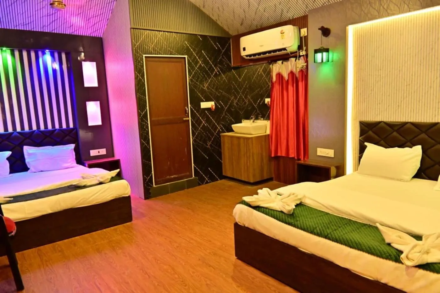 Bed in Hotel Highness Sea Rock