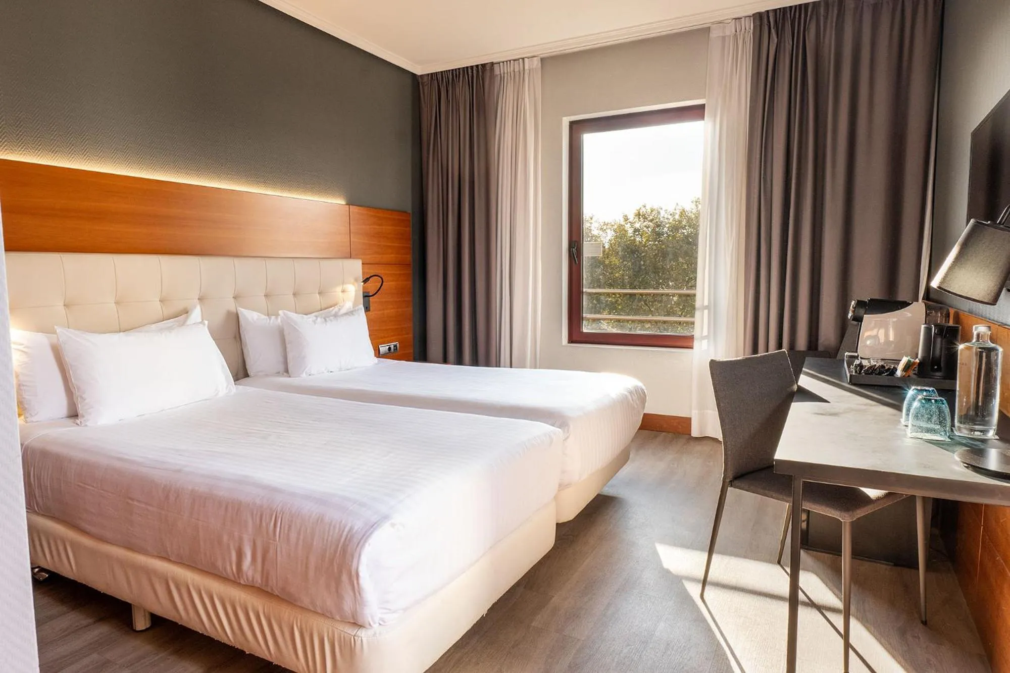 Bed in Eurostars Amara