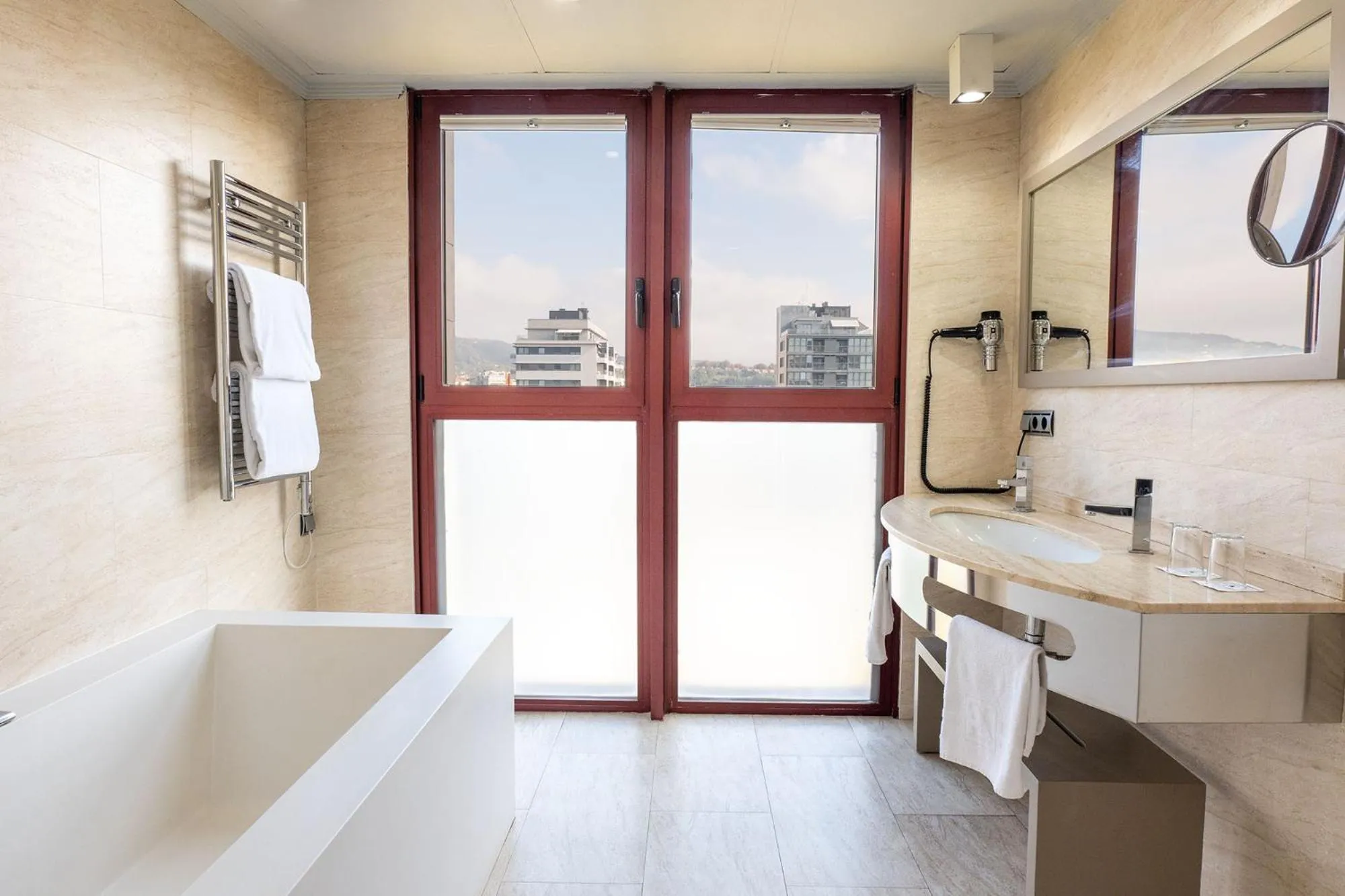 Bathroom in Eurostars Amara