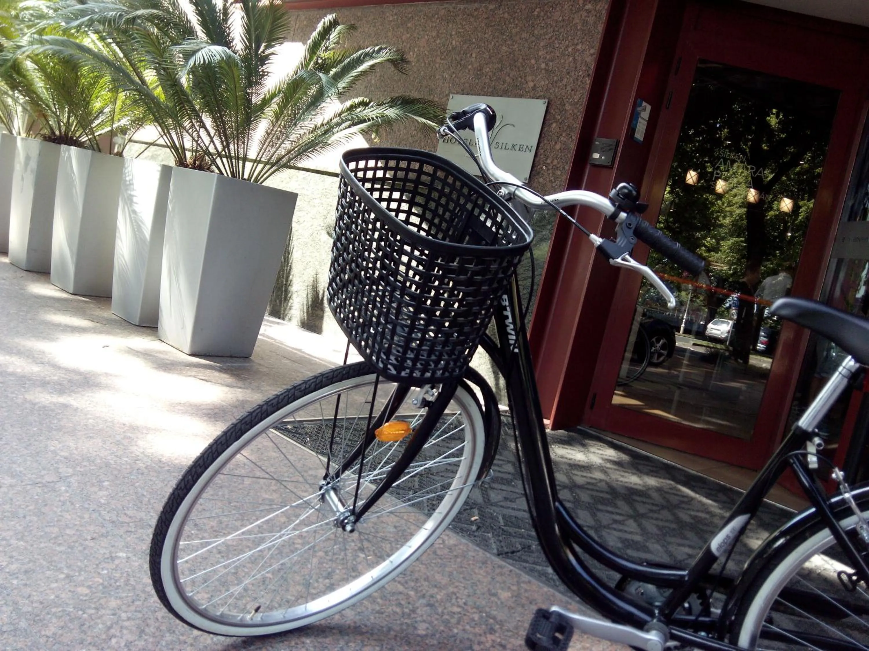 Cycling in Hotel Silken Amara Plaza