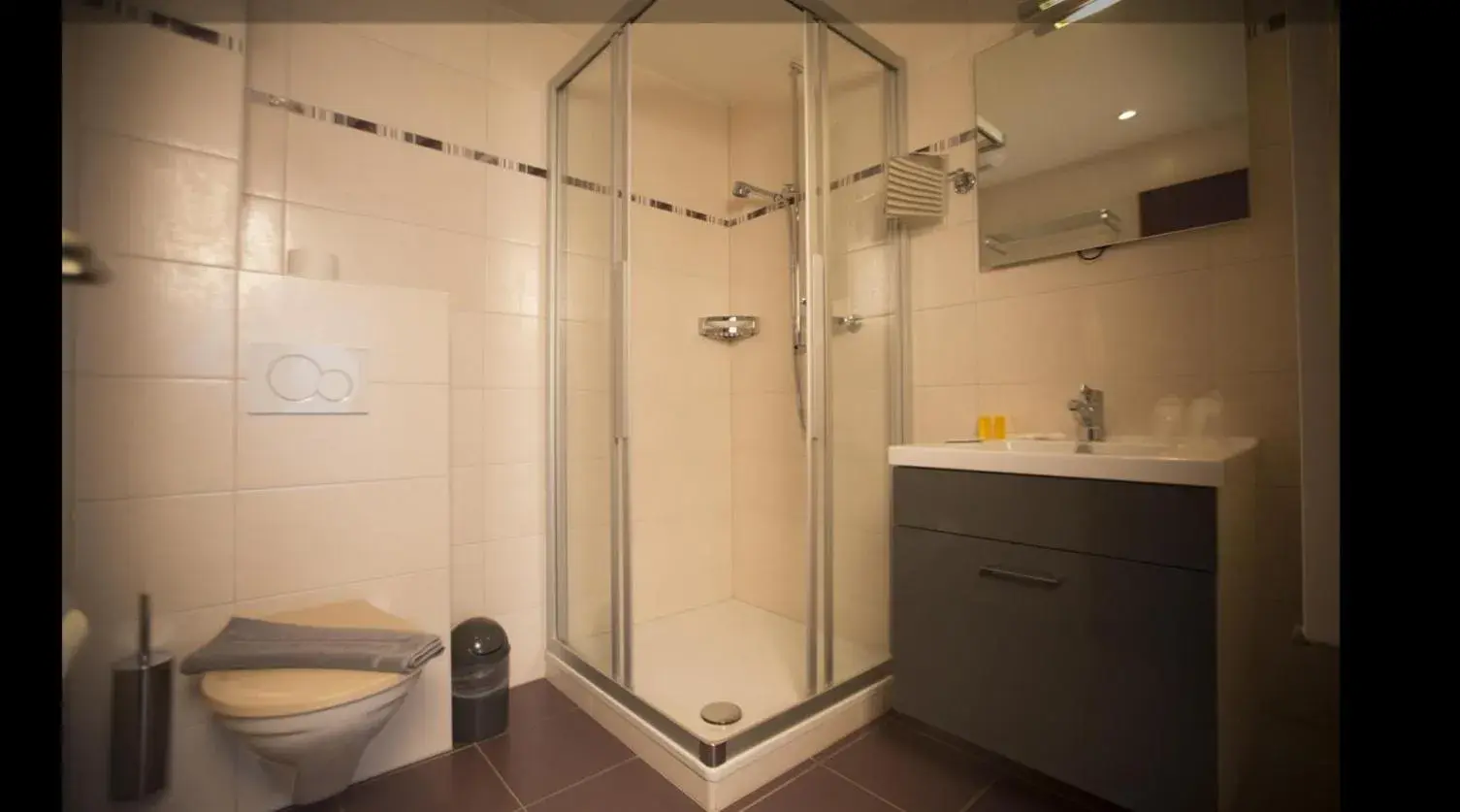 Double Room in Hôtel de ville du Sentier Double Room in Hôtel de ville du Sentier