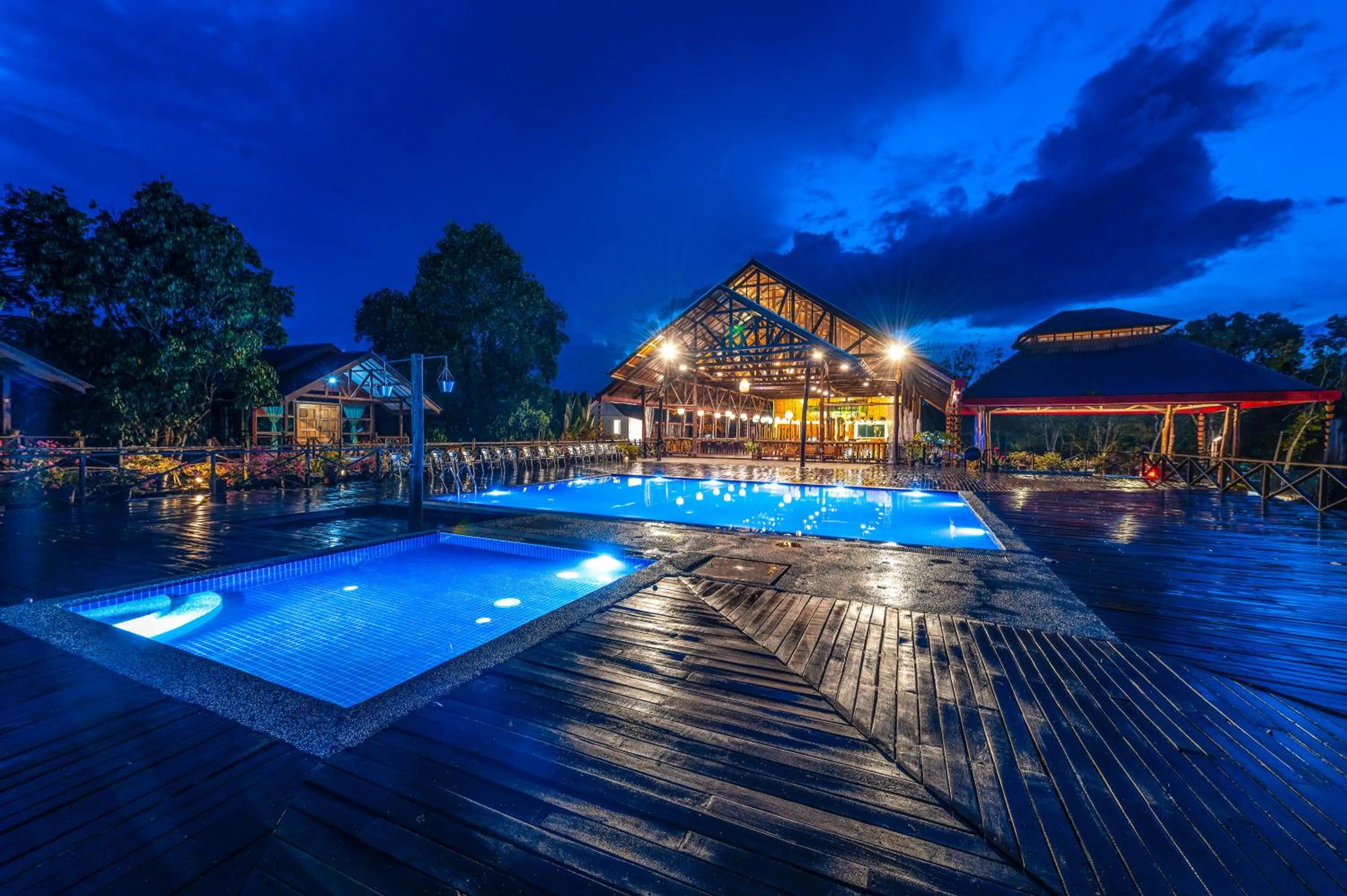 Swimming pool in Borneo Sepilok Rainforest Resort