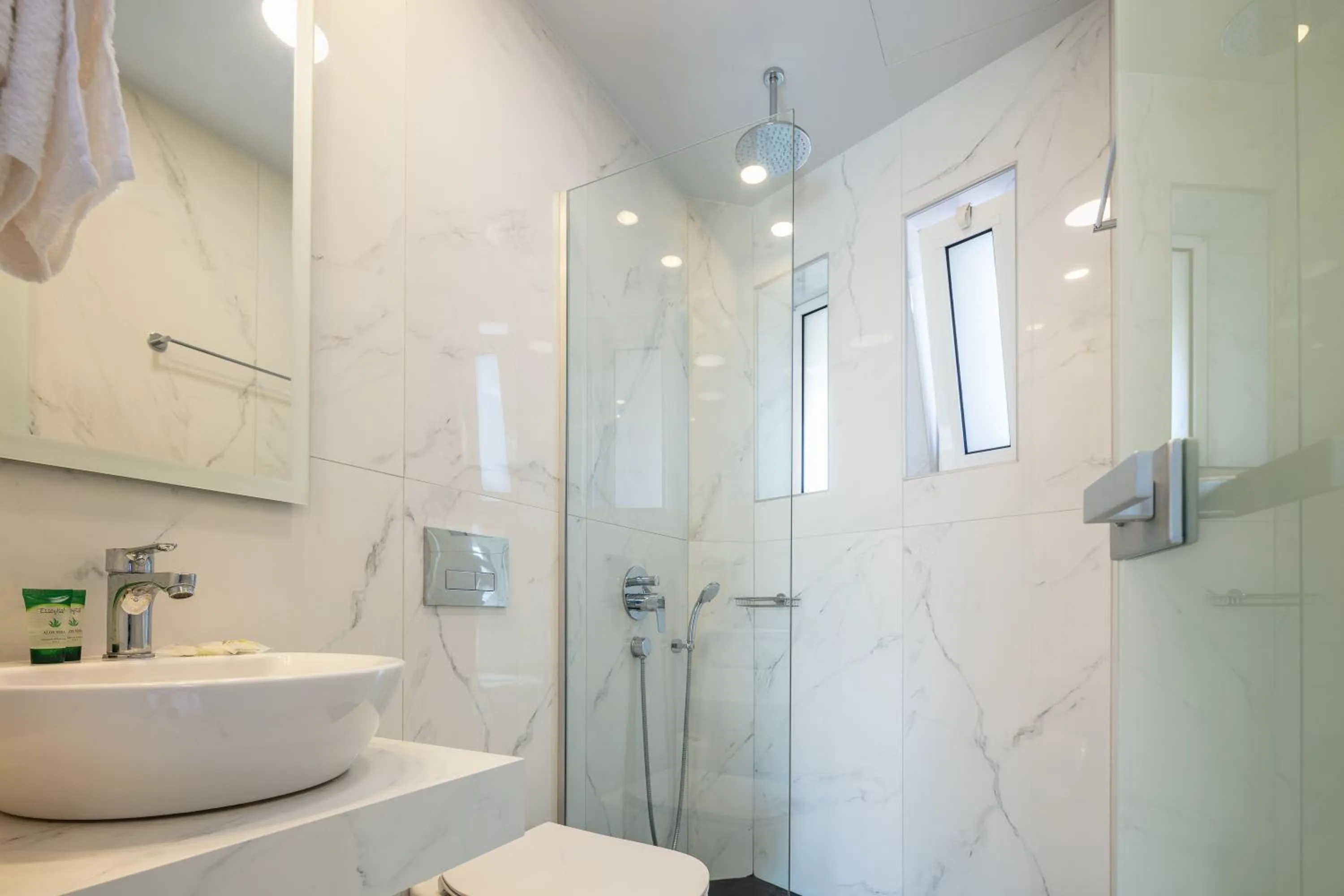 Bathroom in Falasarna Bay