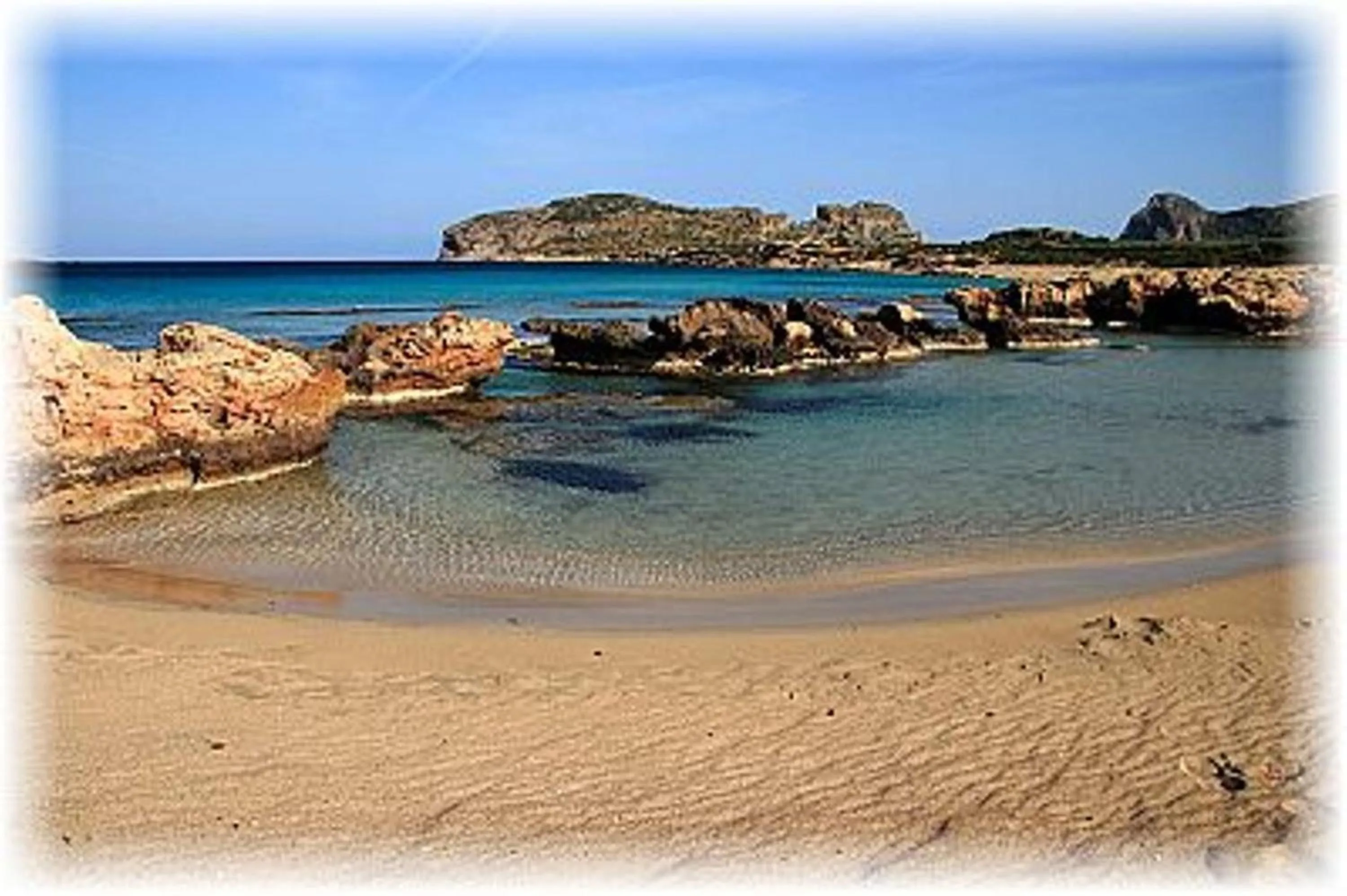 Area and facilities in Falasarna Bay