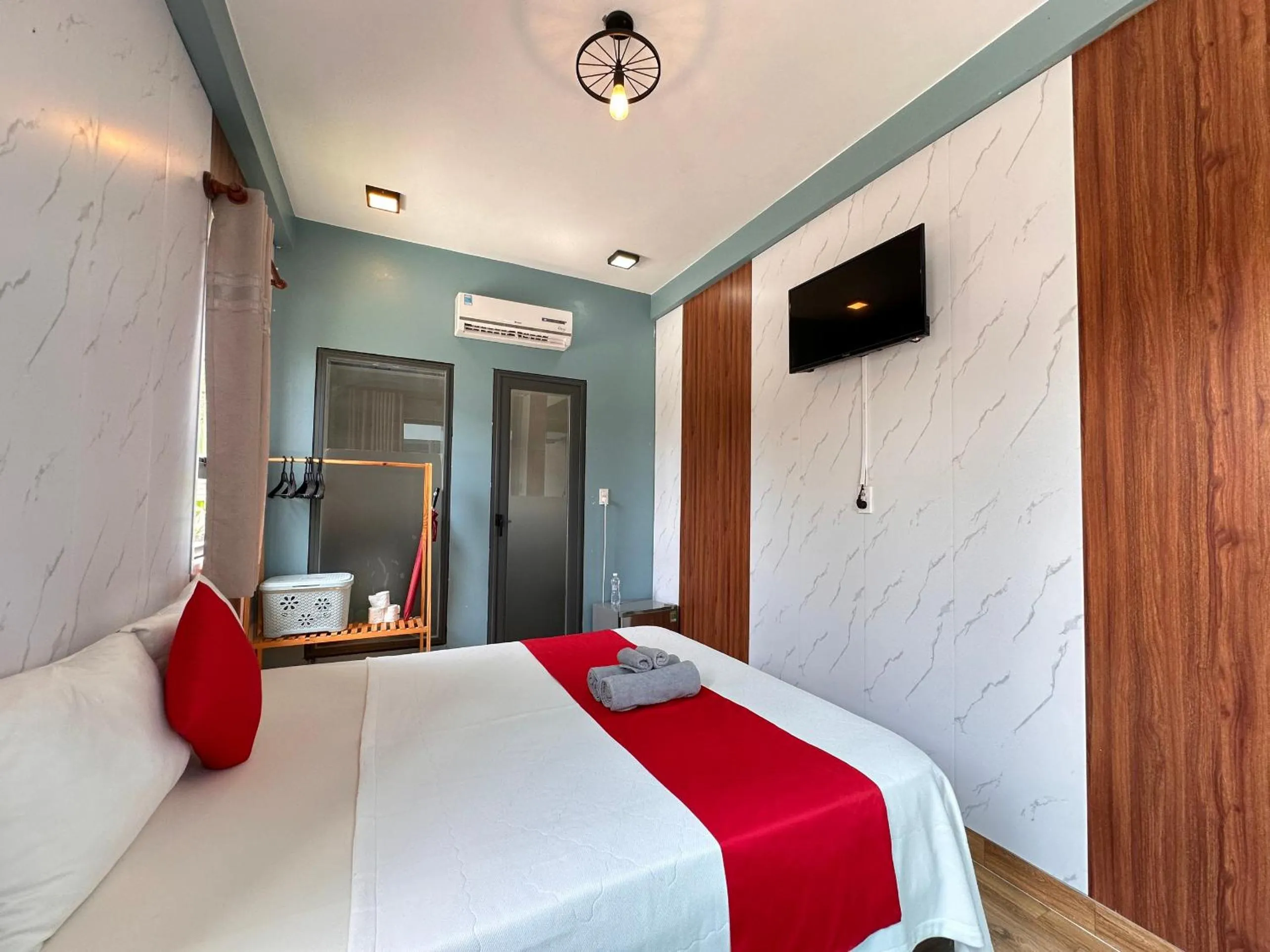 Economy Double Room - single occupancy in Fla Village