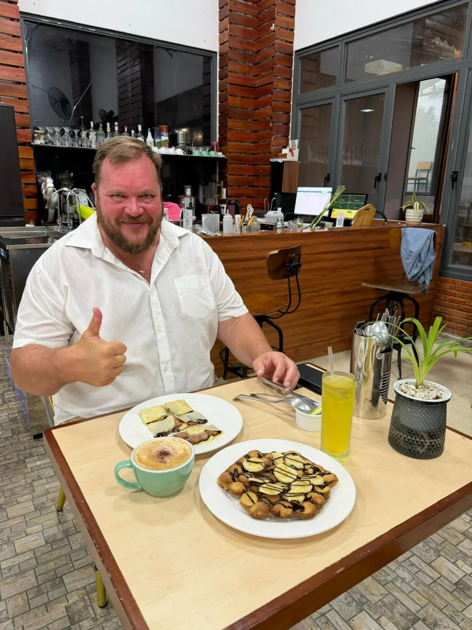 Restaurant/places to eat in Fla Village