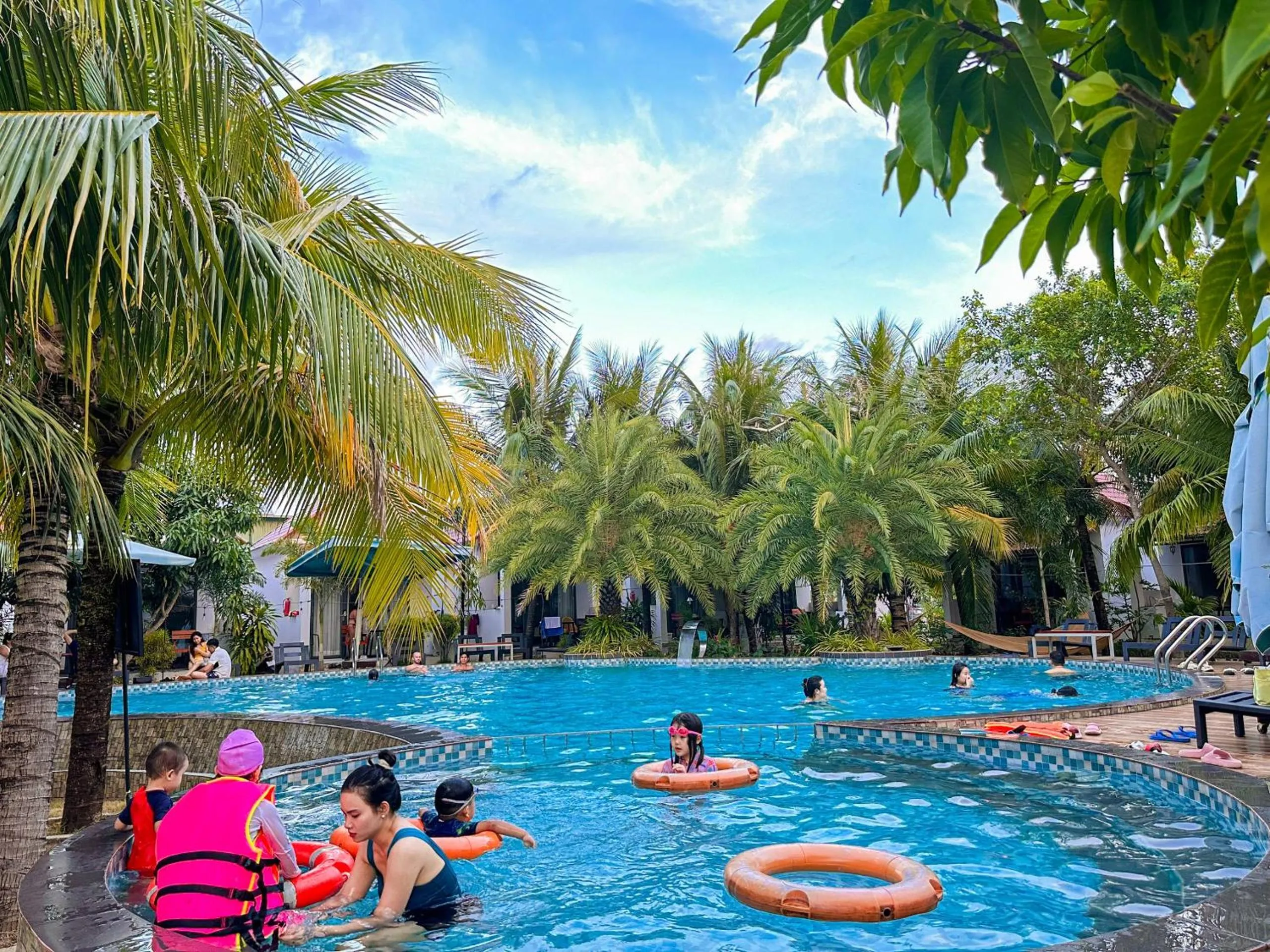 Swimming pool in Fla Village