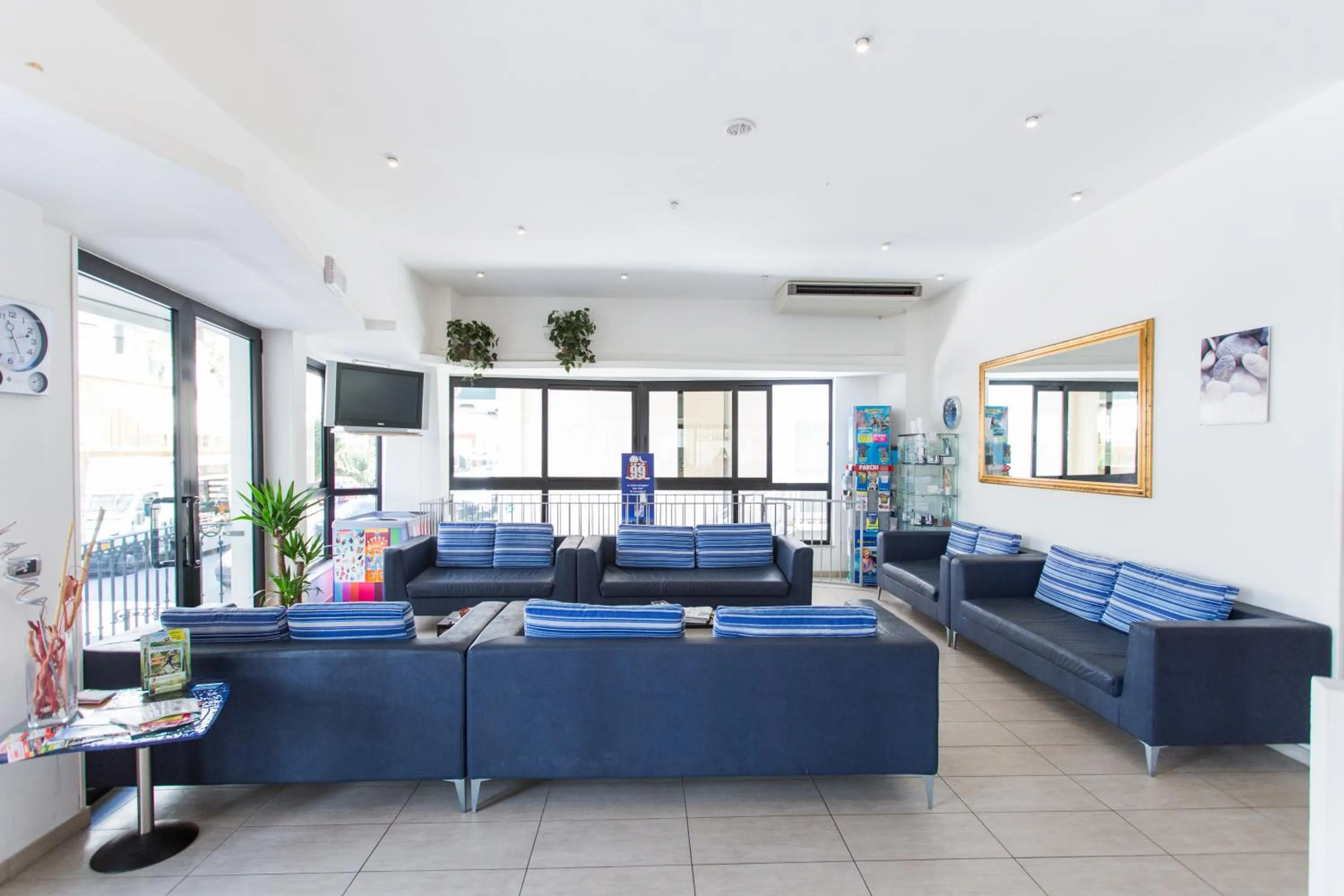 Lobby or reception in Hotel Clipper