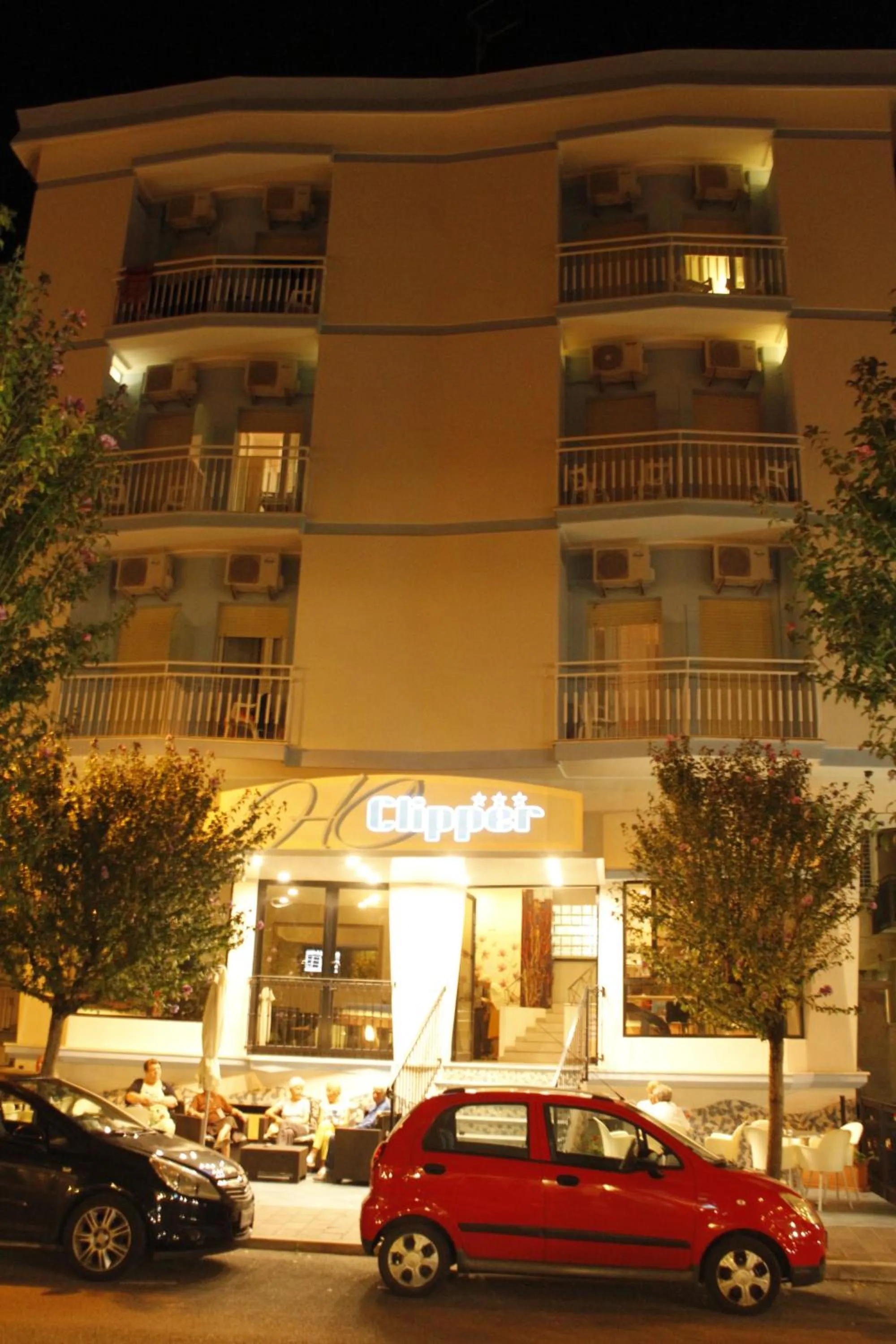 Facade/entrance in Hotel Clipper