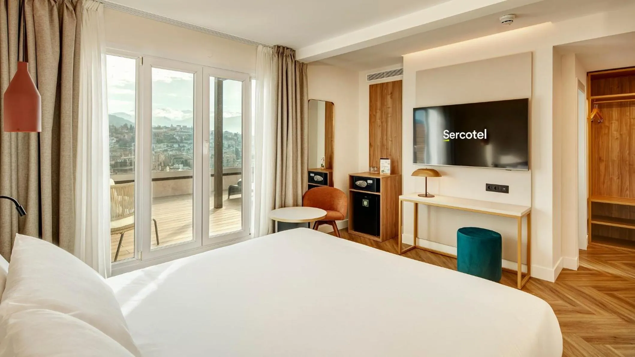 Bedroom, Bed in Sercotel HMO Martina