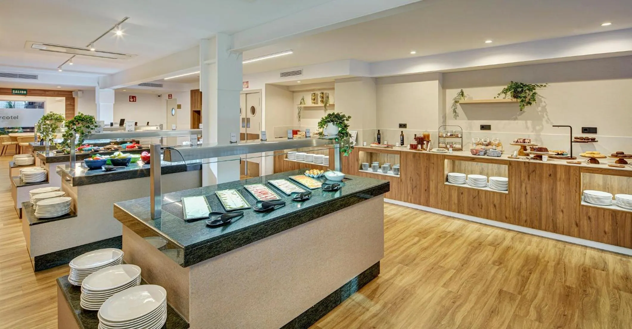 Breakfast in Sercotel HMO Martina