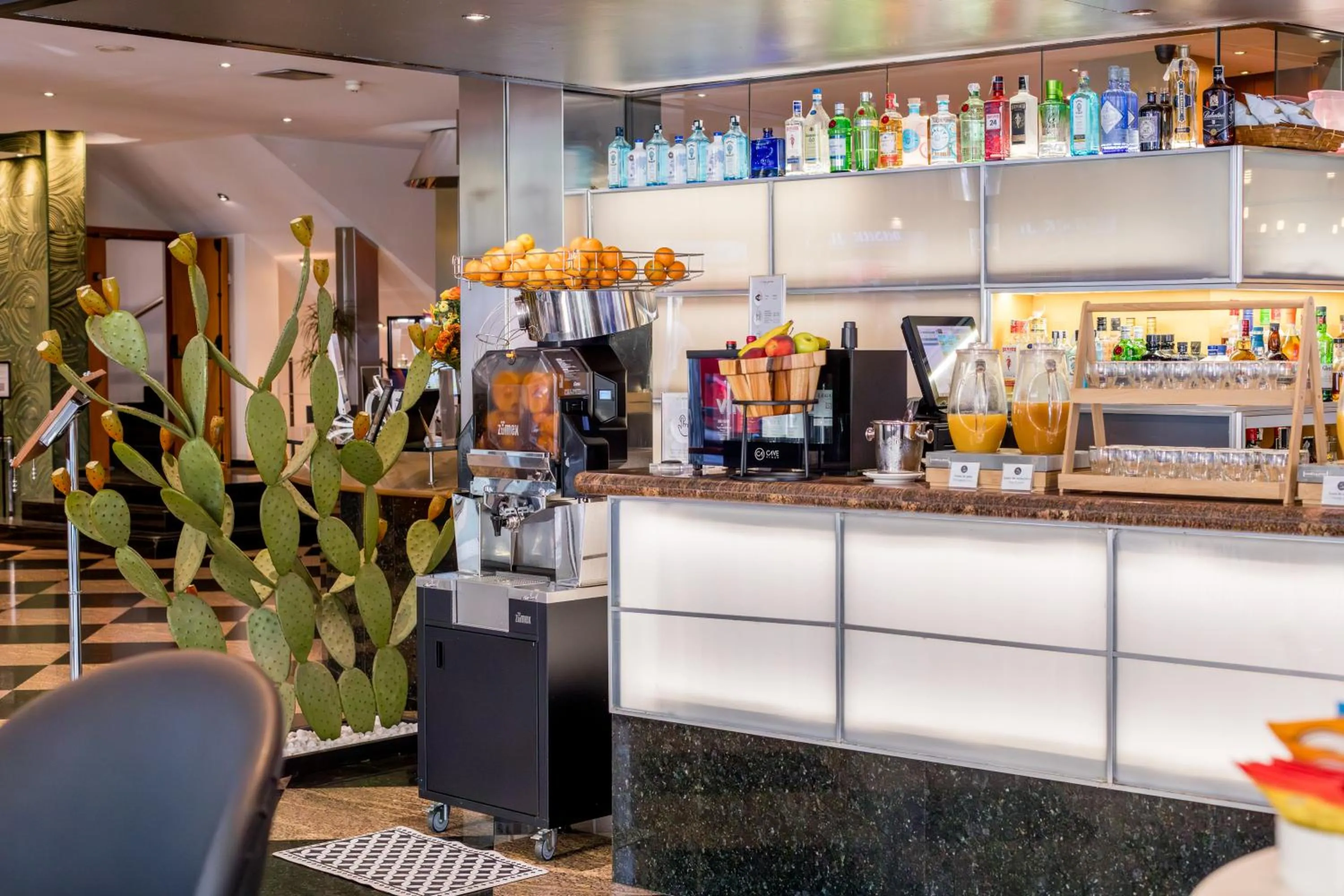 Breakfast in Abba Sants