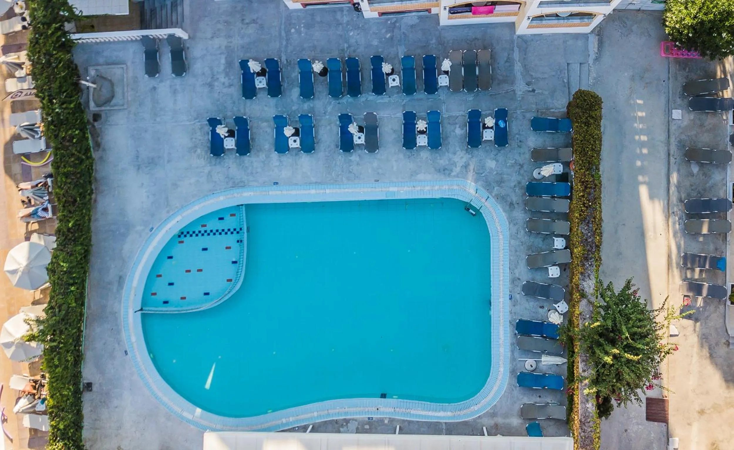 Swimming pool in Club Zante Plaza