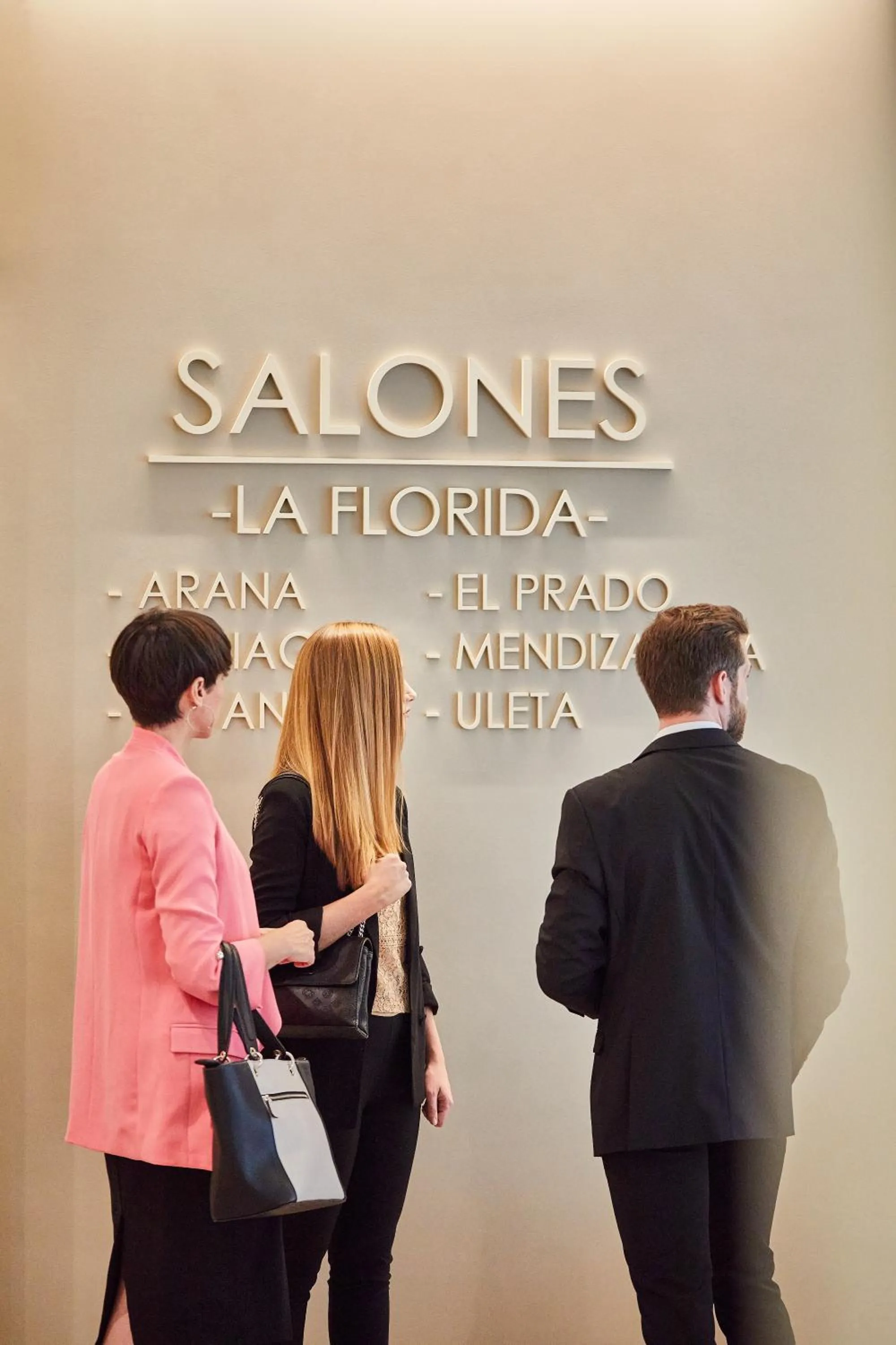 Lounge or bar in Silken Ciudad de Vitoria