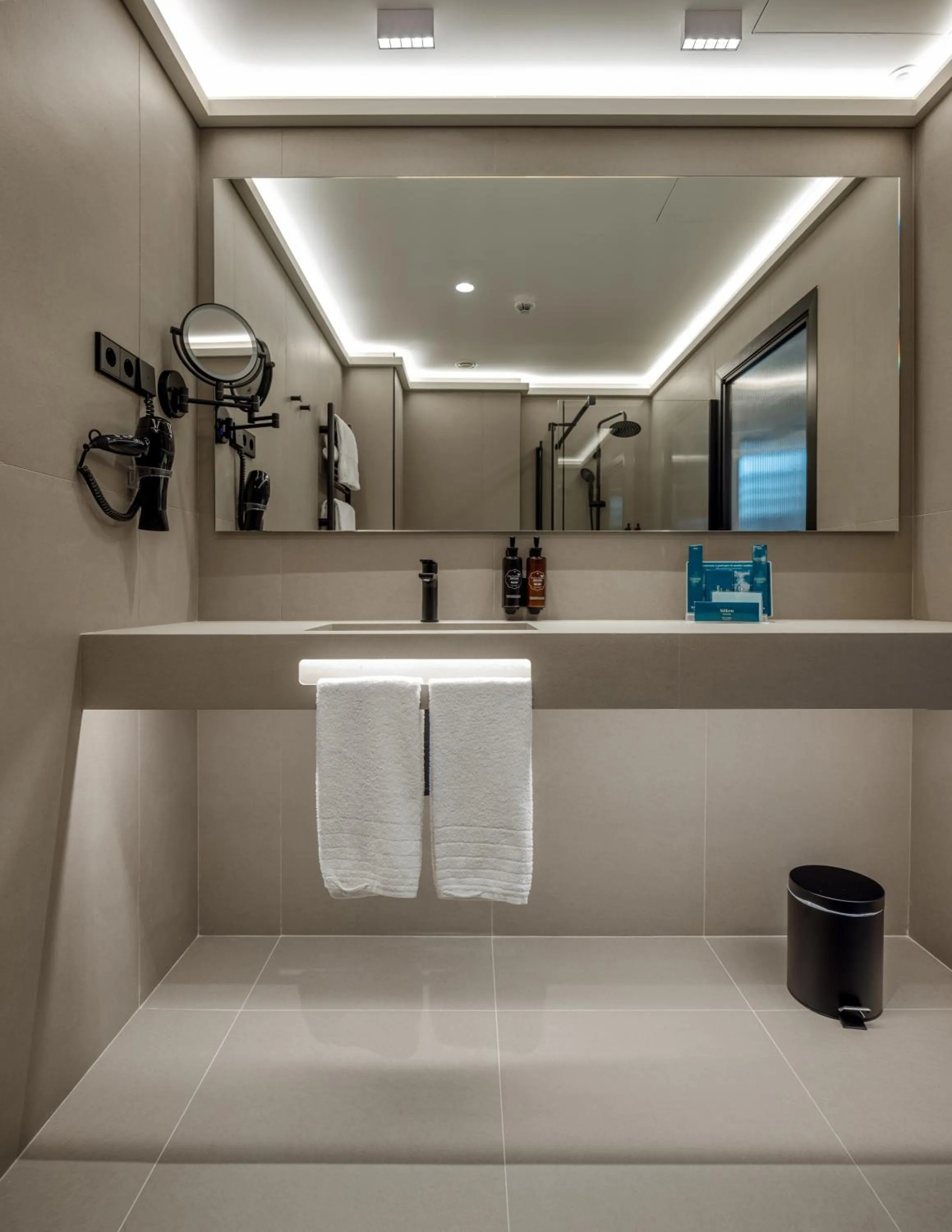 Bathroom in Silken Ciudad de Vitoria