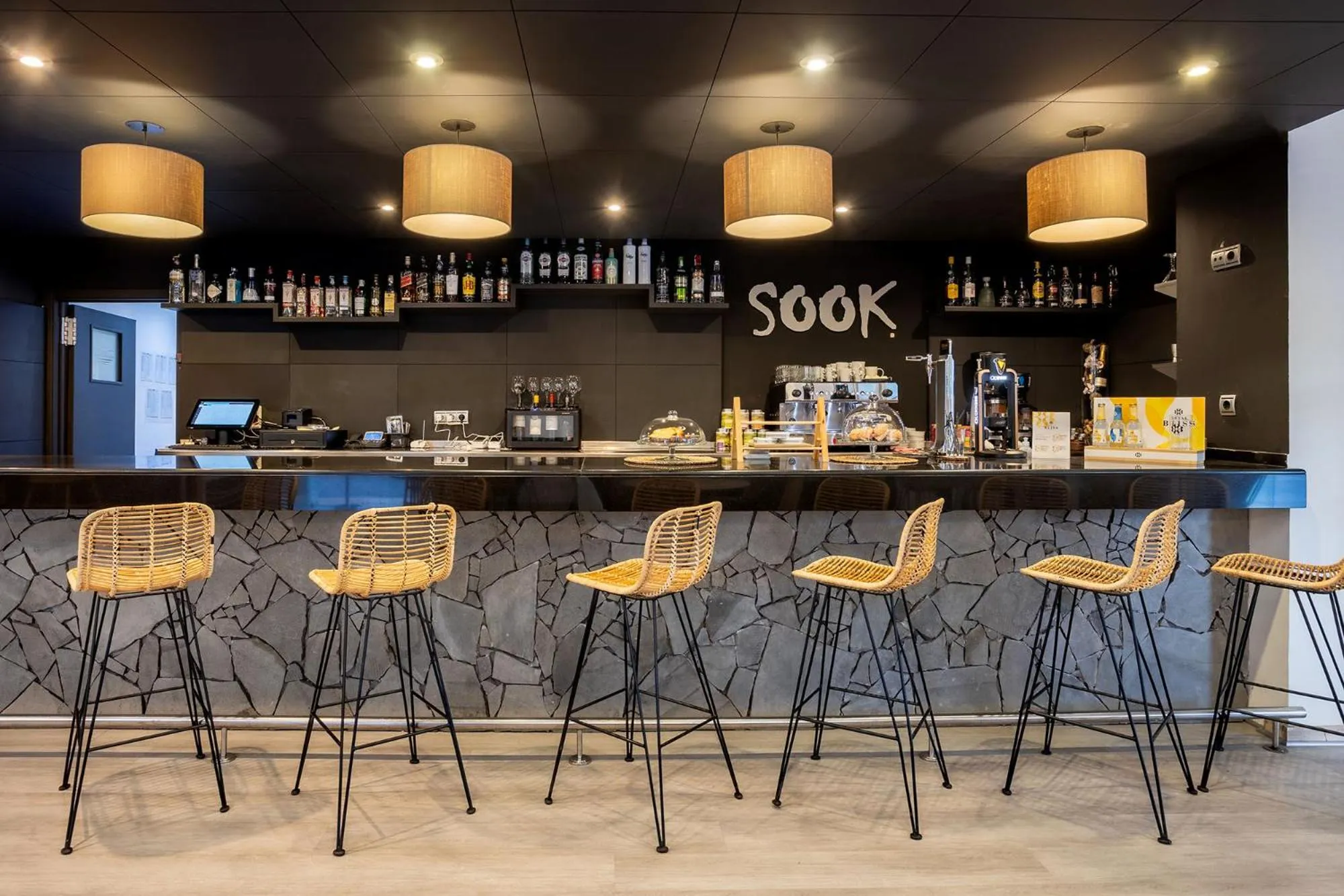 Lounge or bar in Eurostars Atlántida