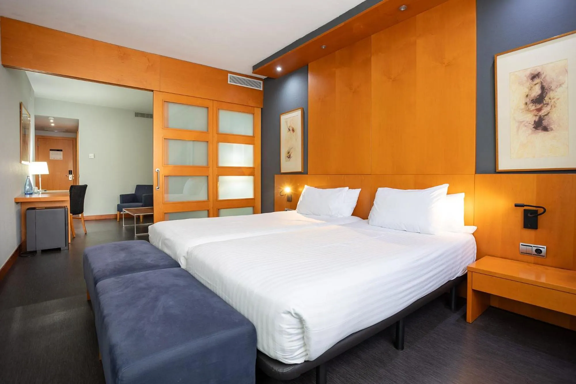 Photo of the whole room, Bed in Eurostars Atlántida