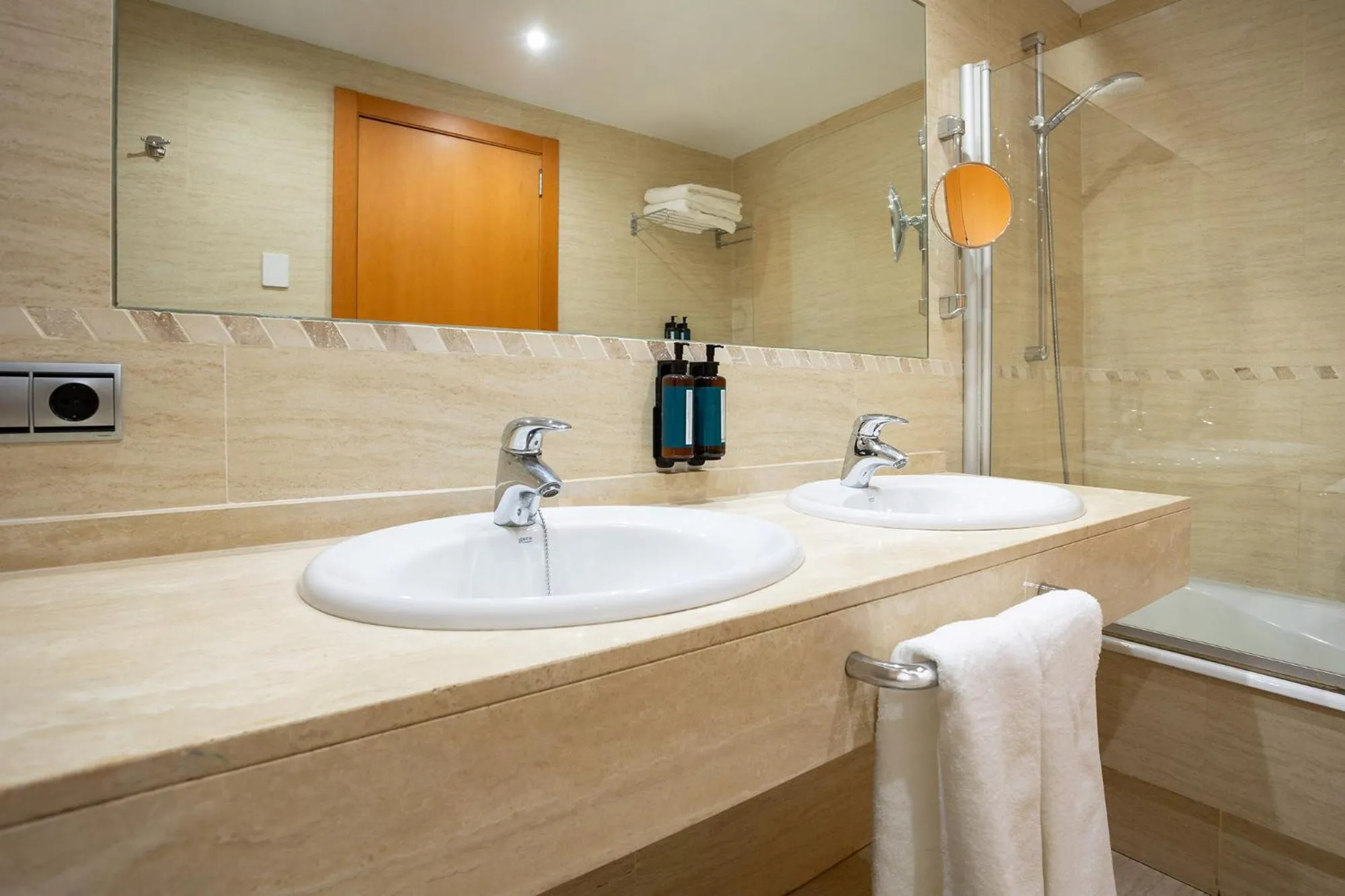 Bathroom in Eurostars Atlántida