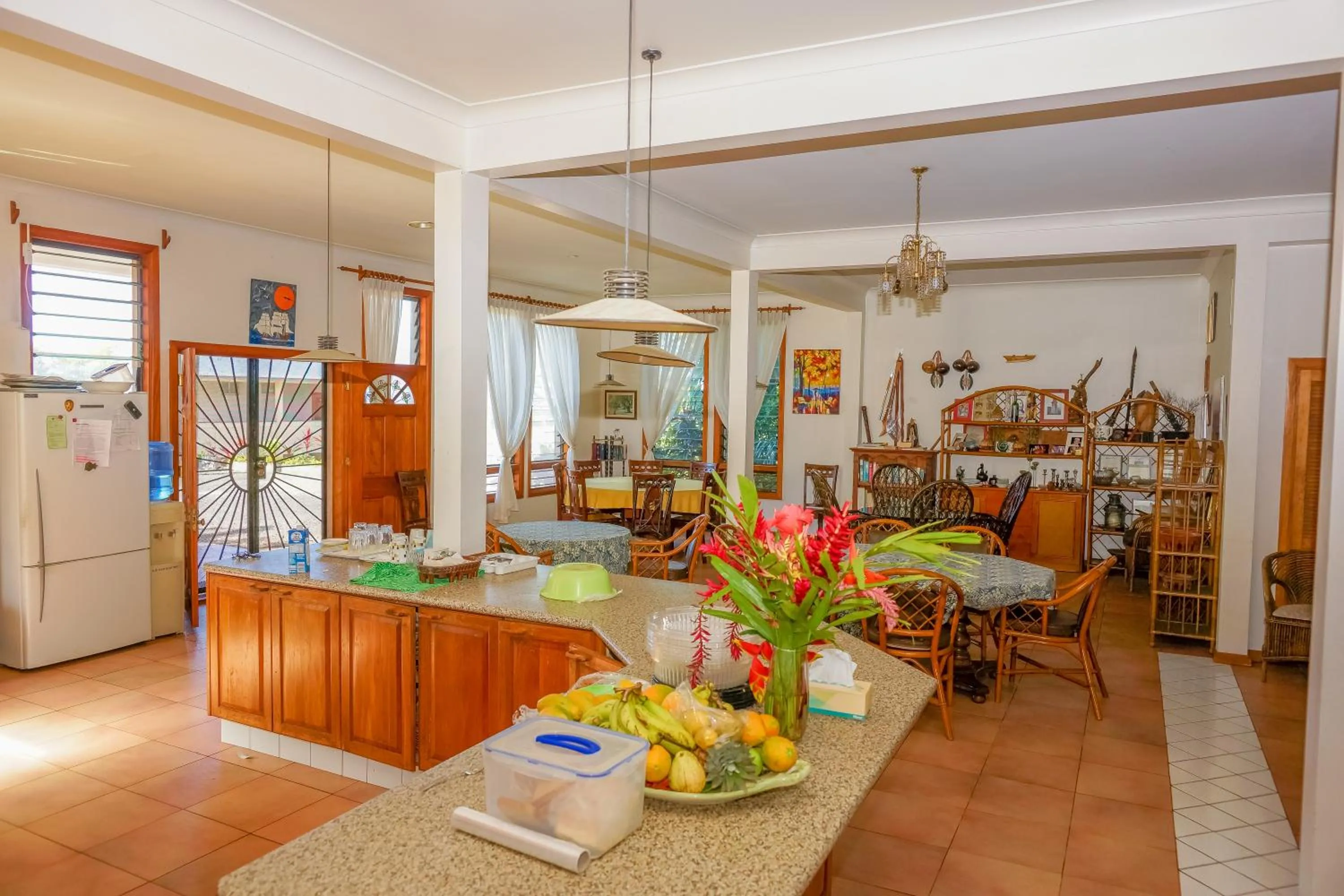 kitchen in Lynn's Getaway Hotel