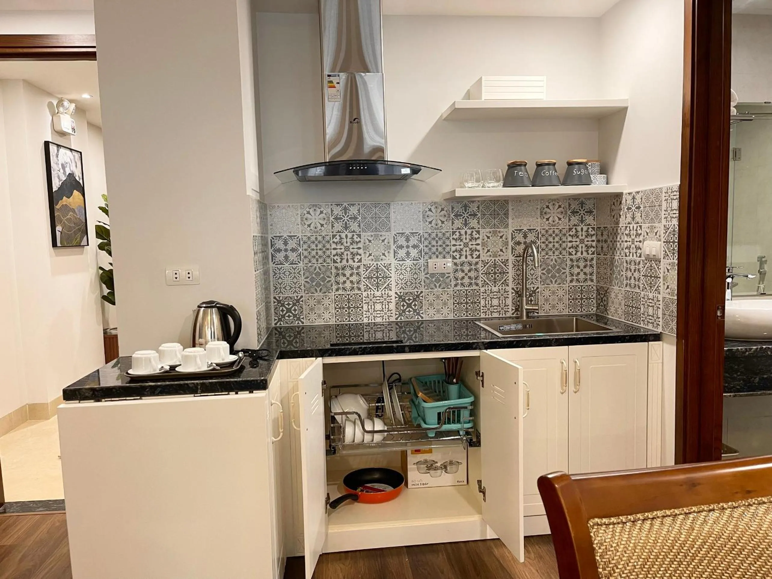 stove in Branda Apartment & Hotel