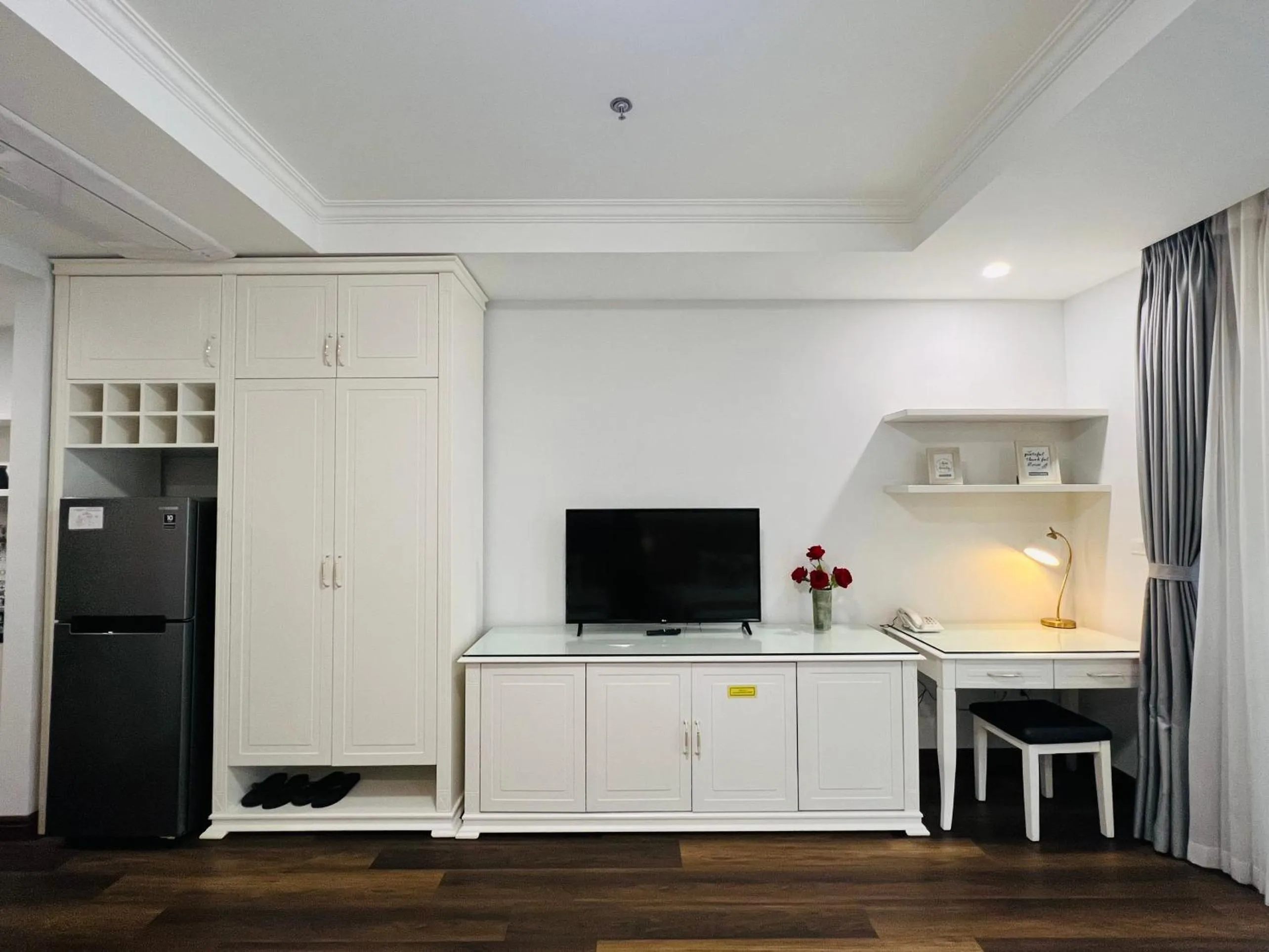 Area and facilities in Branda Apartment & Hotel