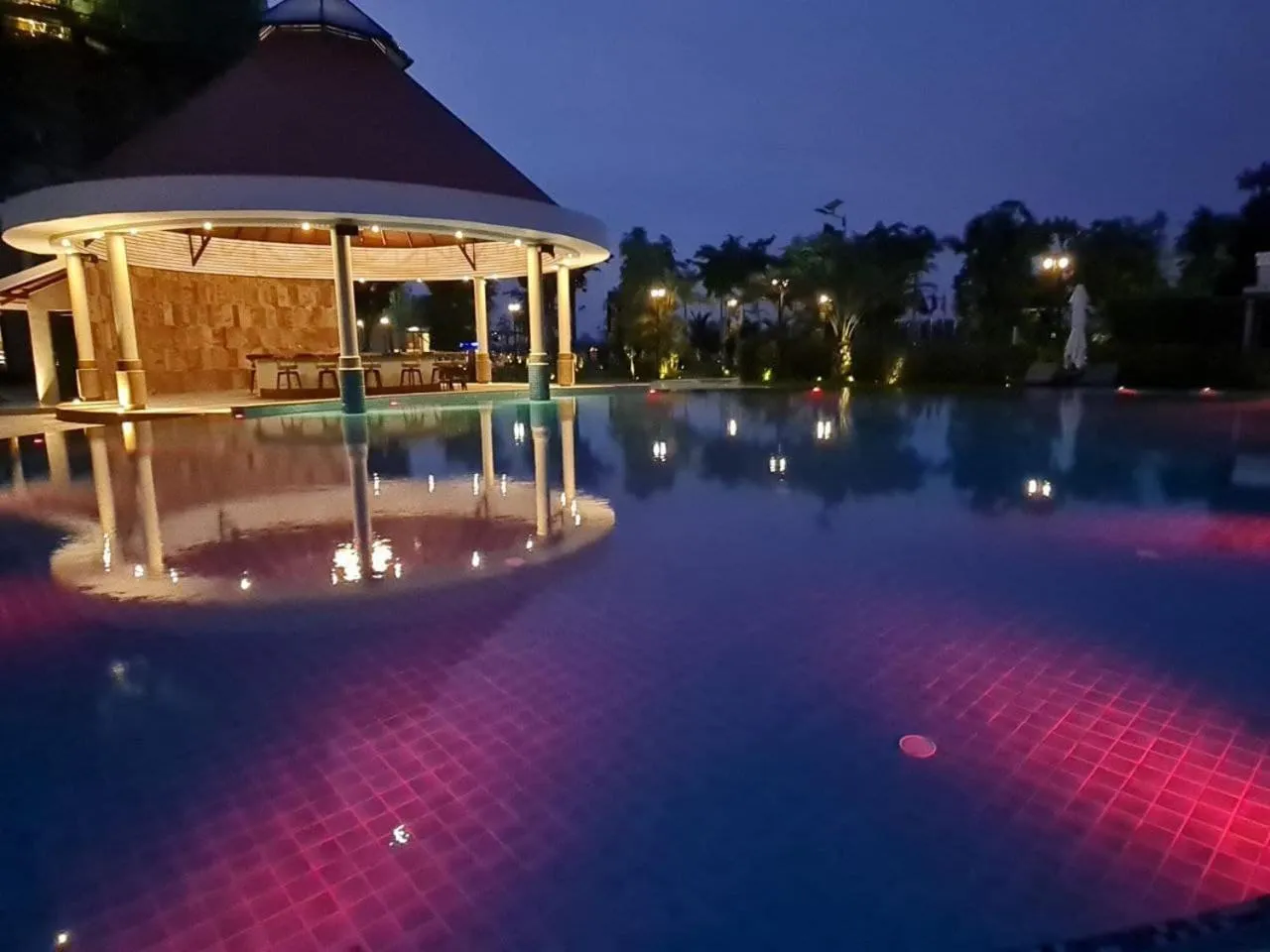 Pool view in Castle Bayview Resort & Spa