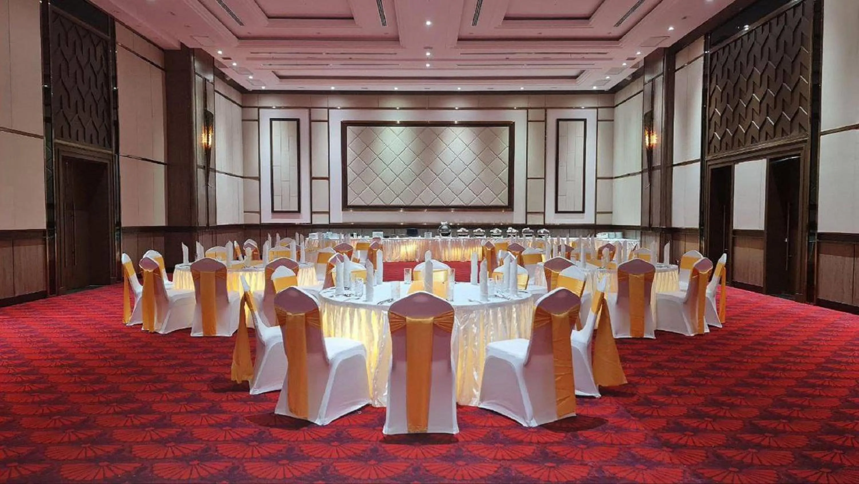 Meeting/conference room in Castle Bayview Resort & Spa