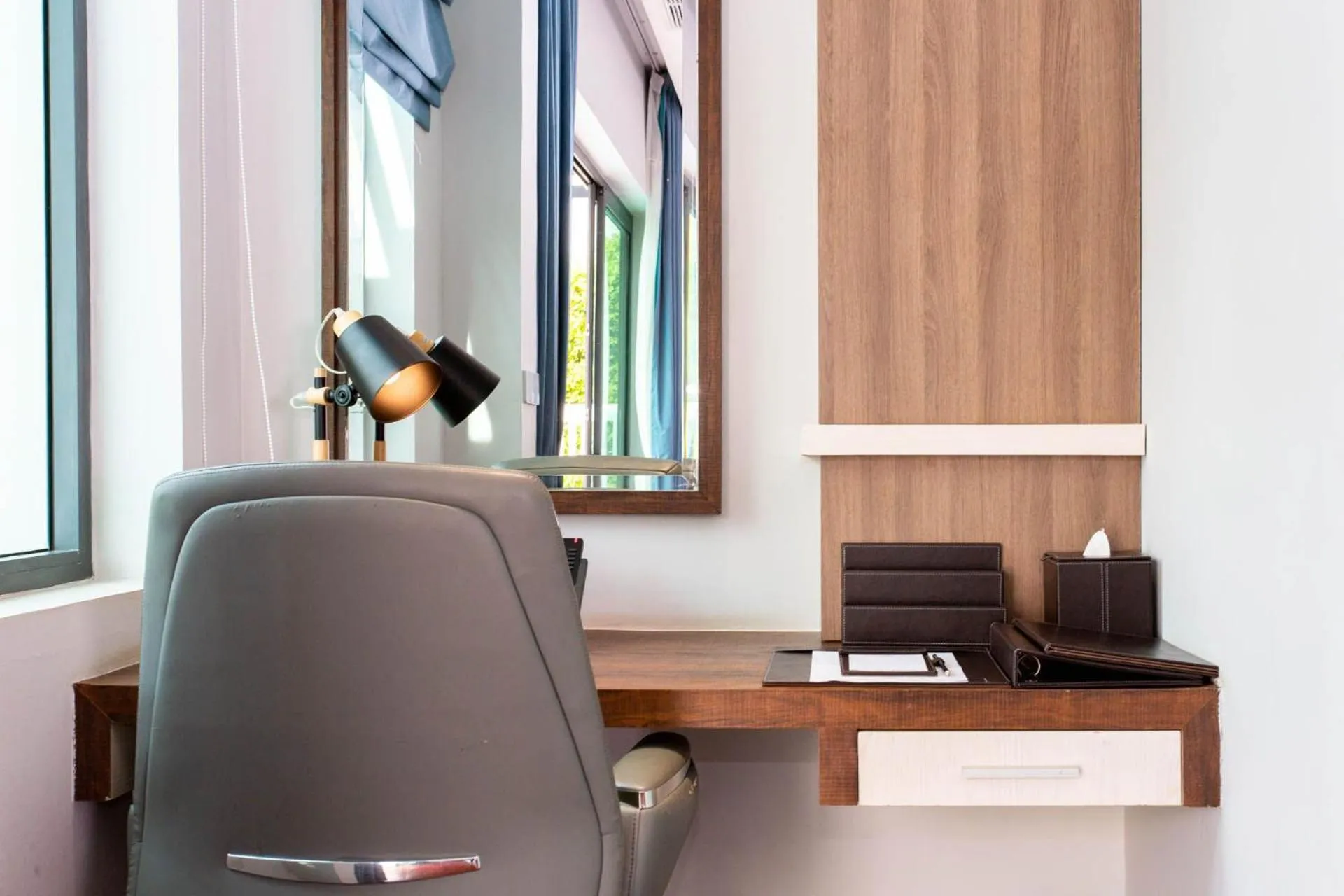 hair dresser in Castle Bayview Resort & Spa