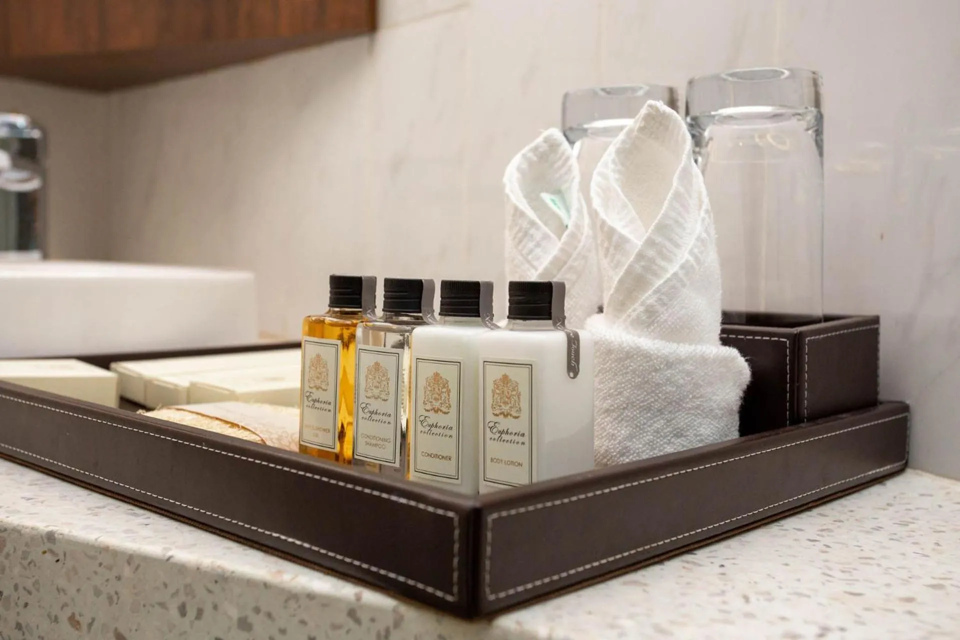 Shower in Castle Bayview Resort & Spa