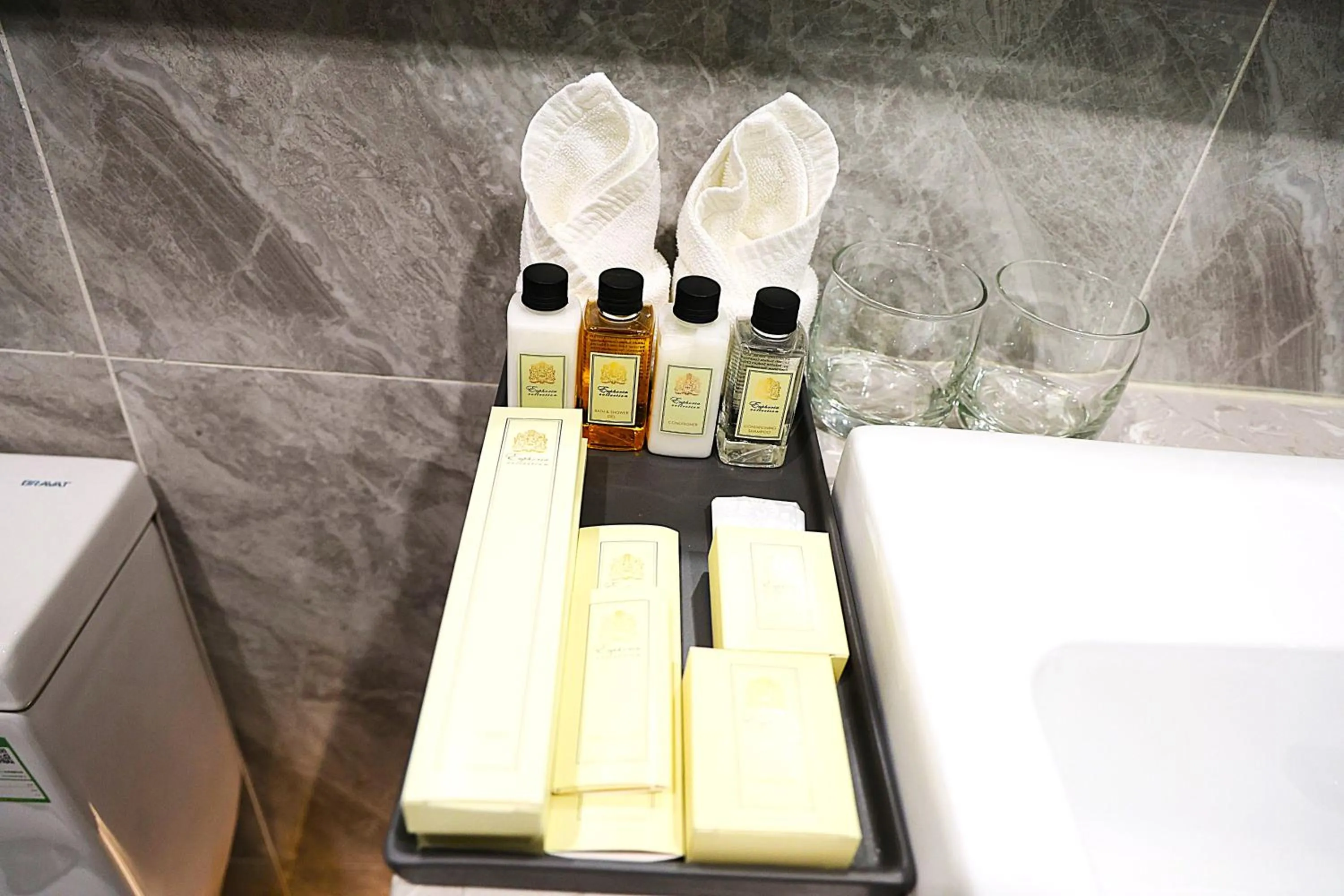 Bathroom in Castle Bayview Resort & Spa