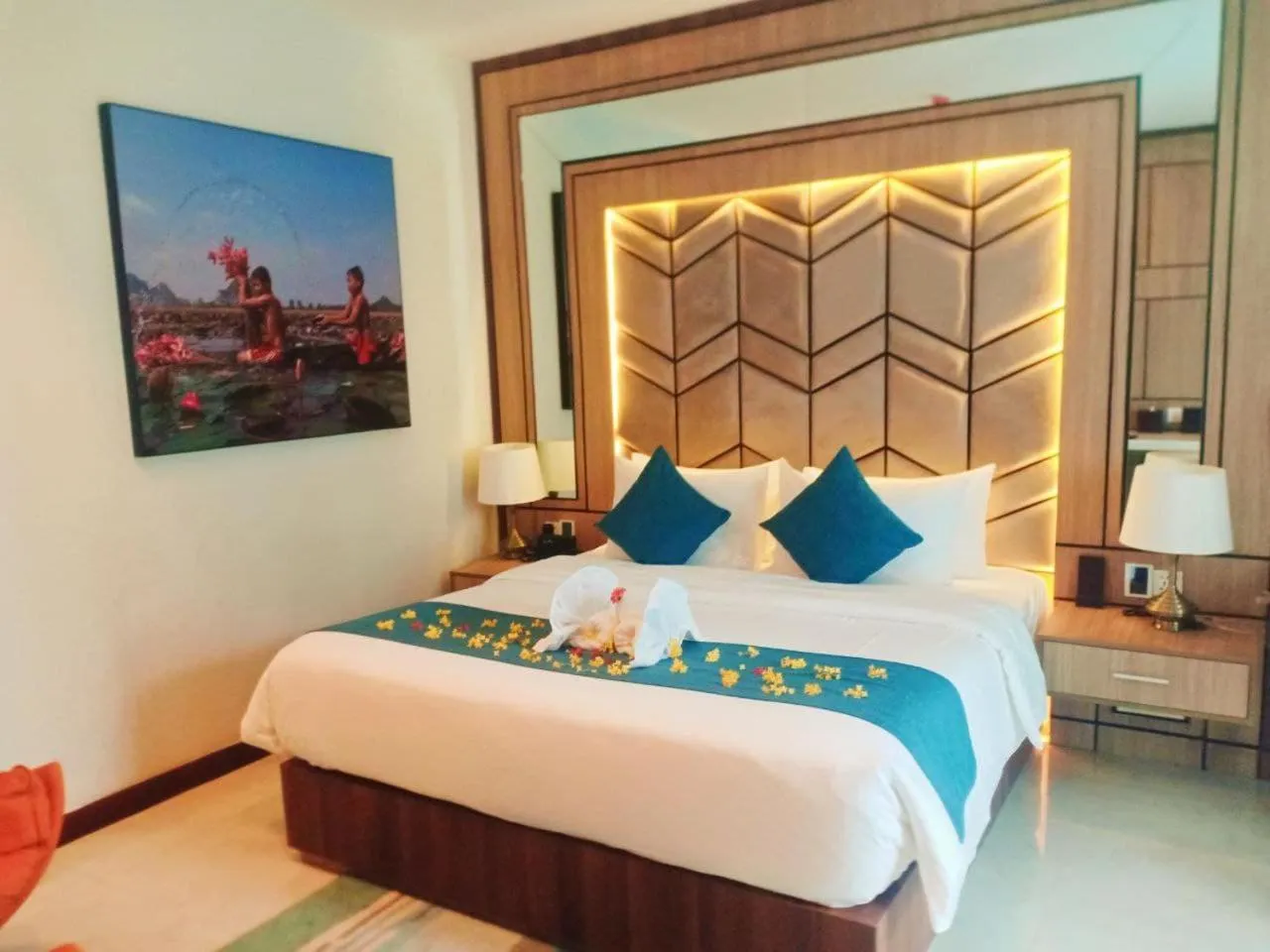 Bedroom, Bed in Castle Bayview Resort & Spa