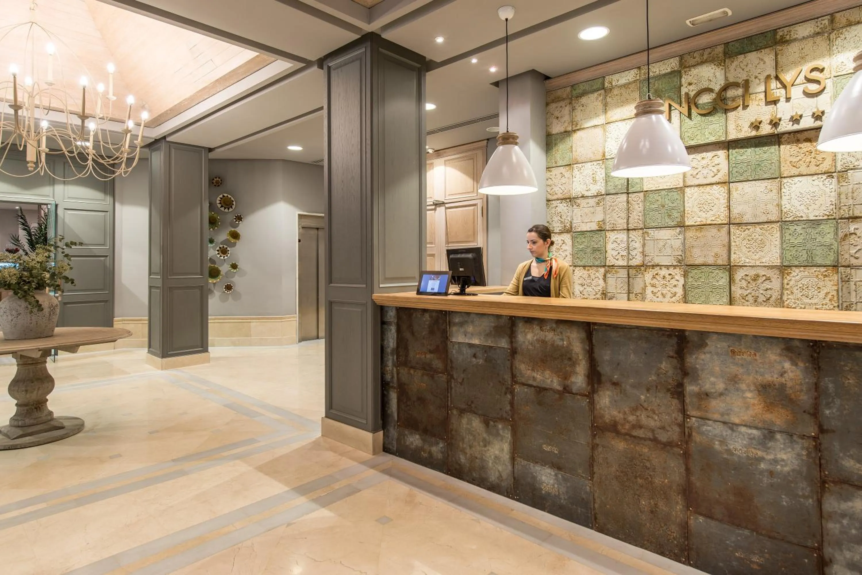 Lobby or reception in Vincci Lys