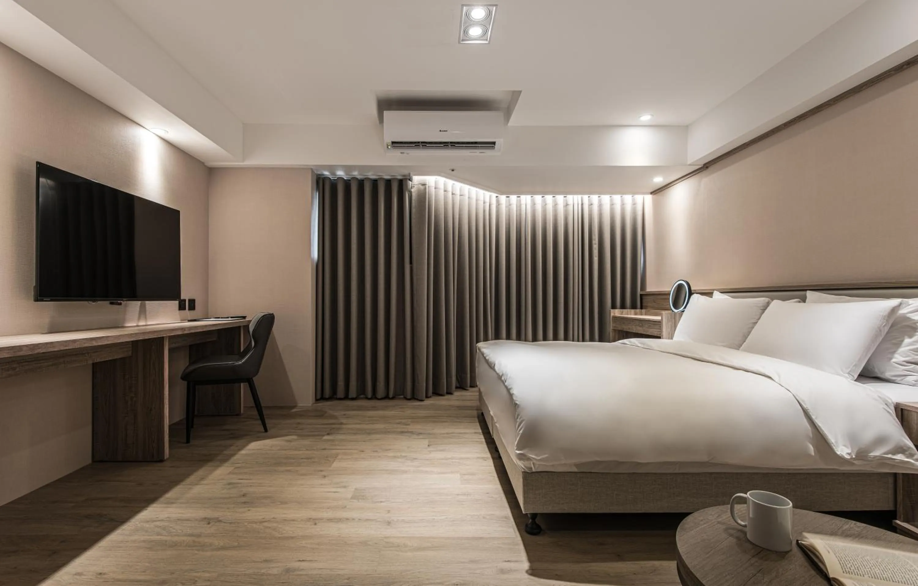 Bed in Spring Rhapsody Hotel