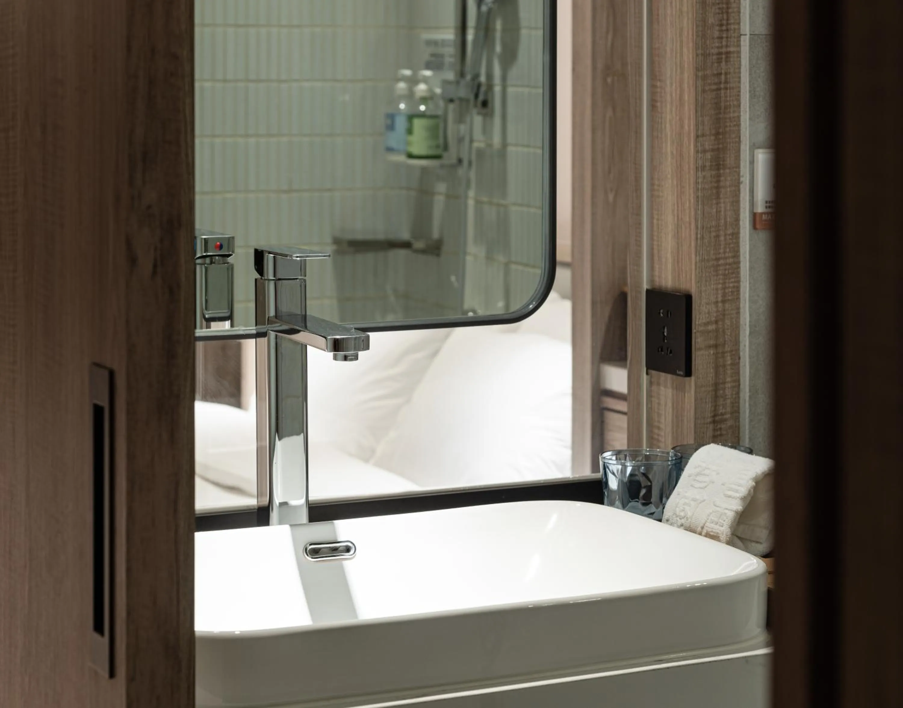 Spring Rhapsody Hotel