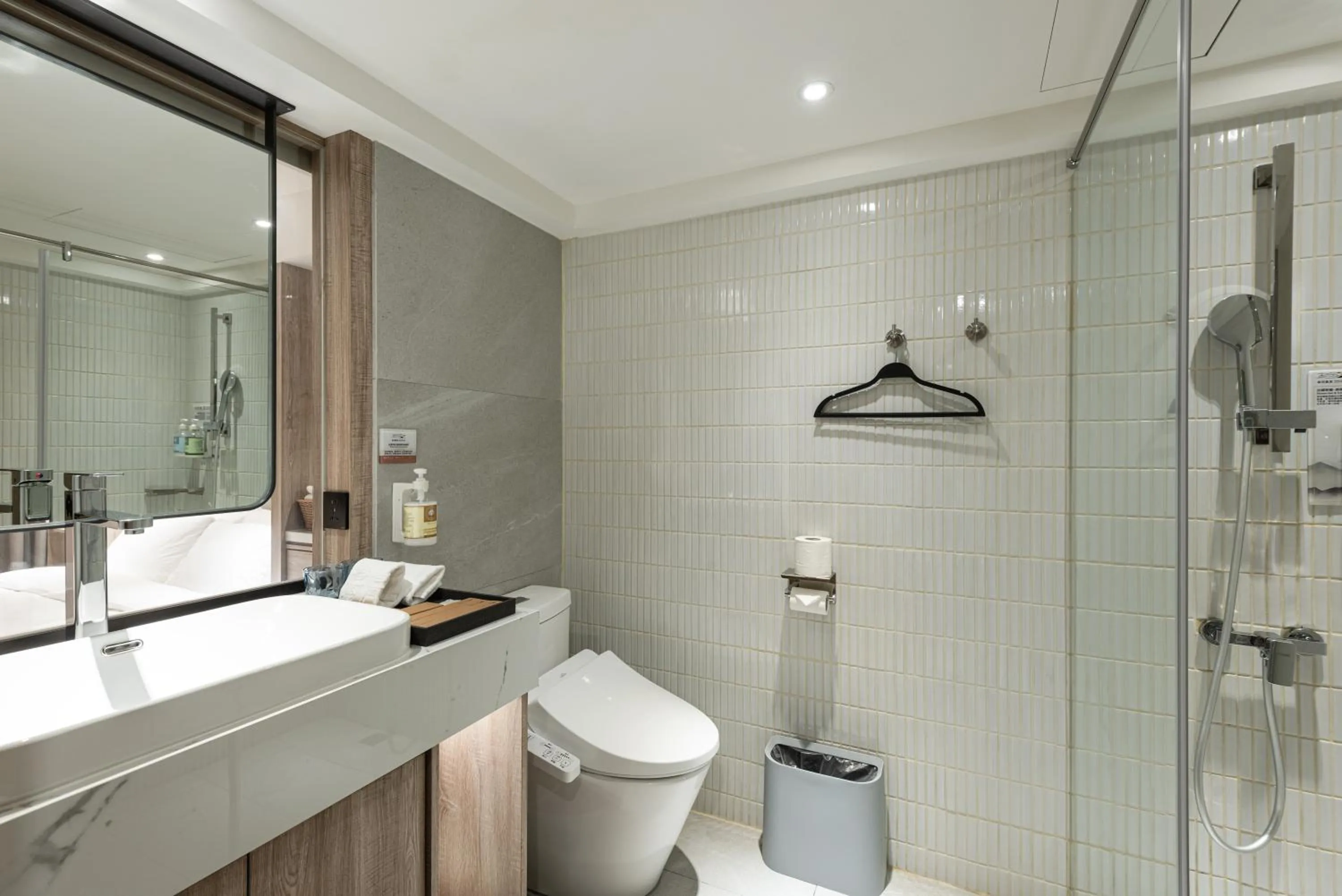 Spring Rhapsody Hotel