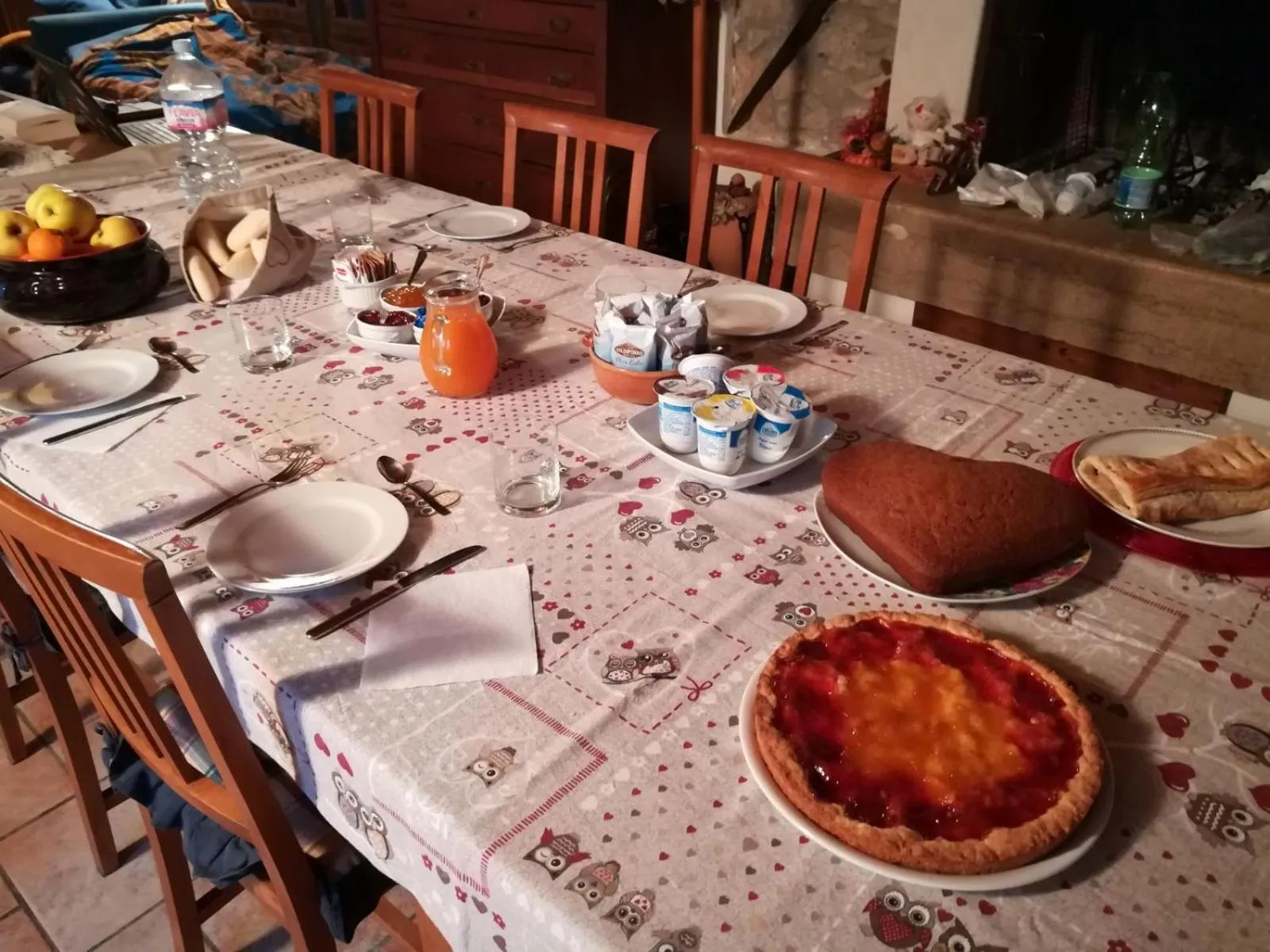 Breakfast in Bed & Breakfast Gemma