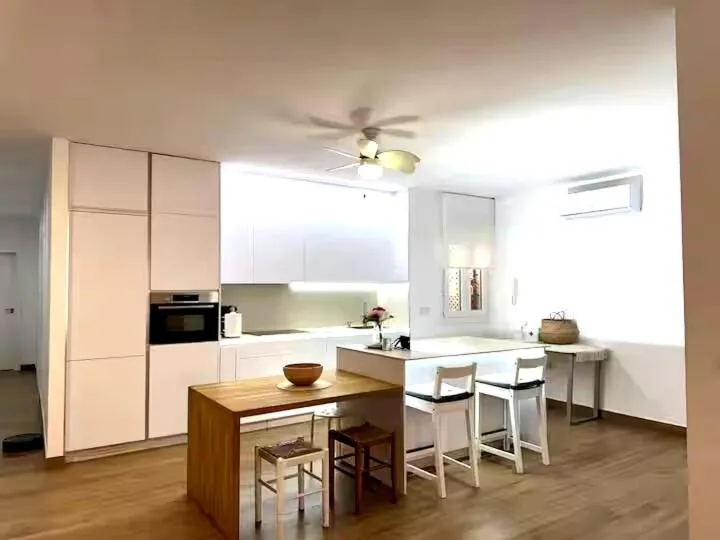 Kitchen or kitchenette in Céntrico Apartamento en Jaén 107 m2 2 baños 4 pax